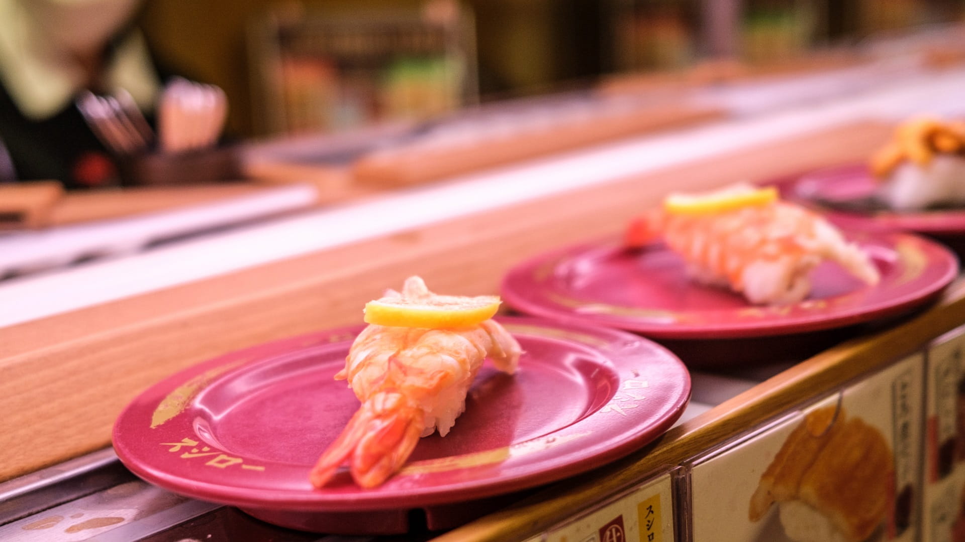 sushi-conveyor-belt-pranks-spark-outrage-in-japan