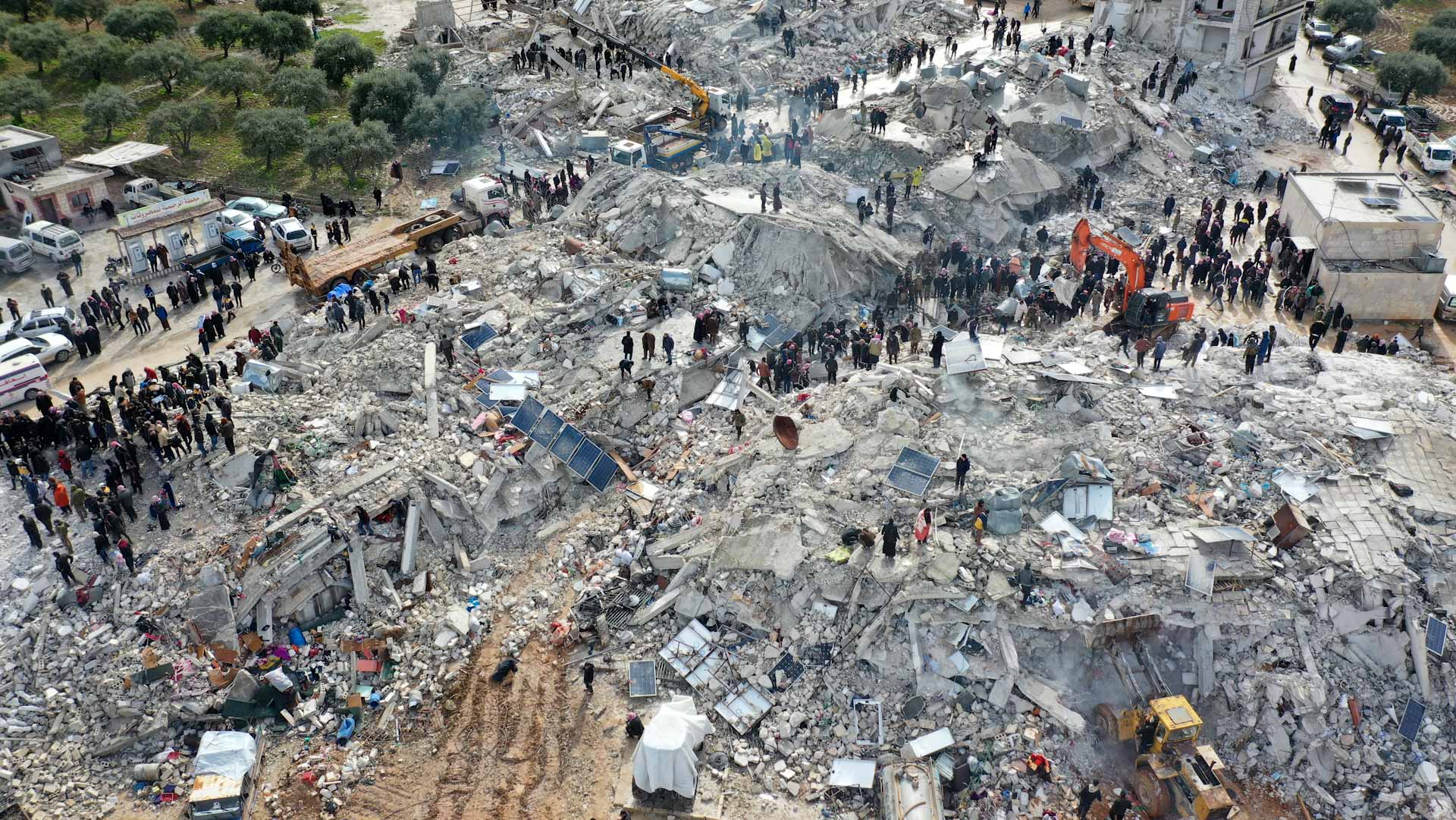 Image for the title: Chinese earthquake rescue team arrives in Turkey 