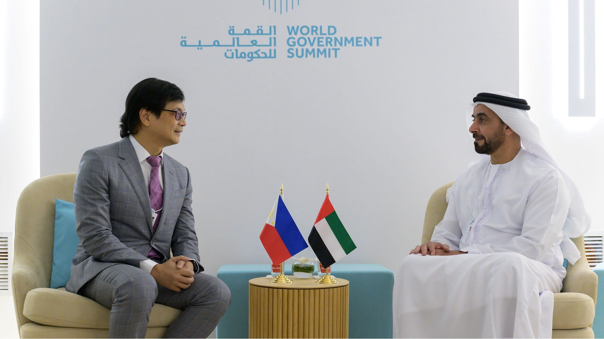 Image for the title: UAE, Philippines review ways of boosting cooperation 