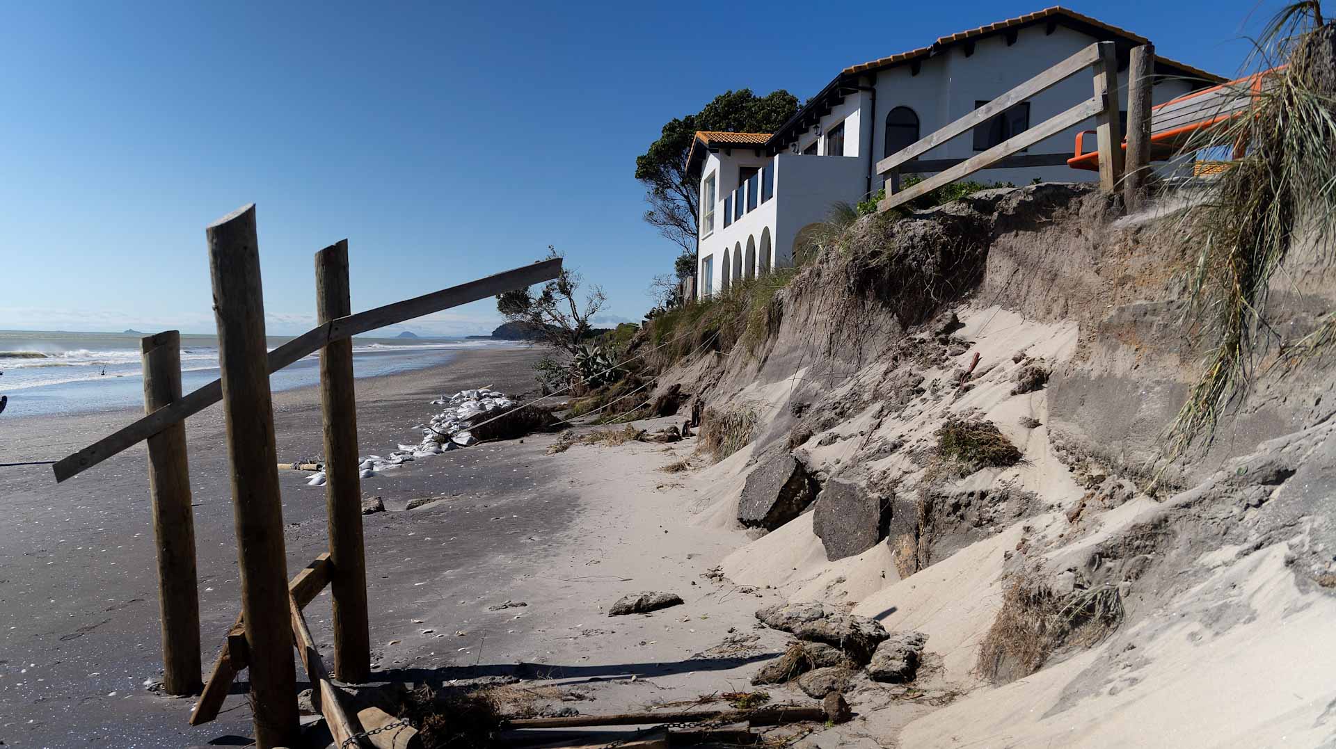 Image for the title: Cyclone Gabrielle death toll rises to five as recovery starts 