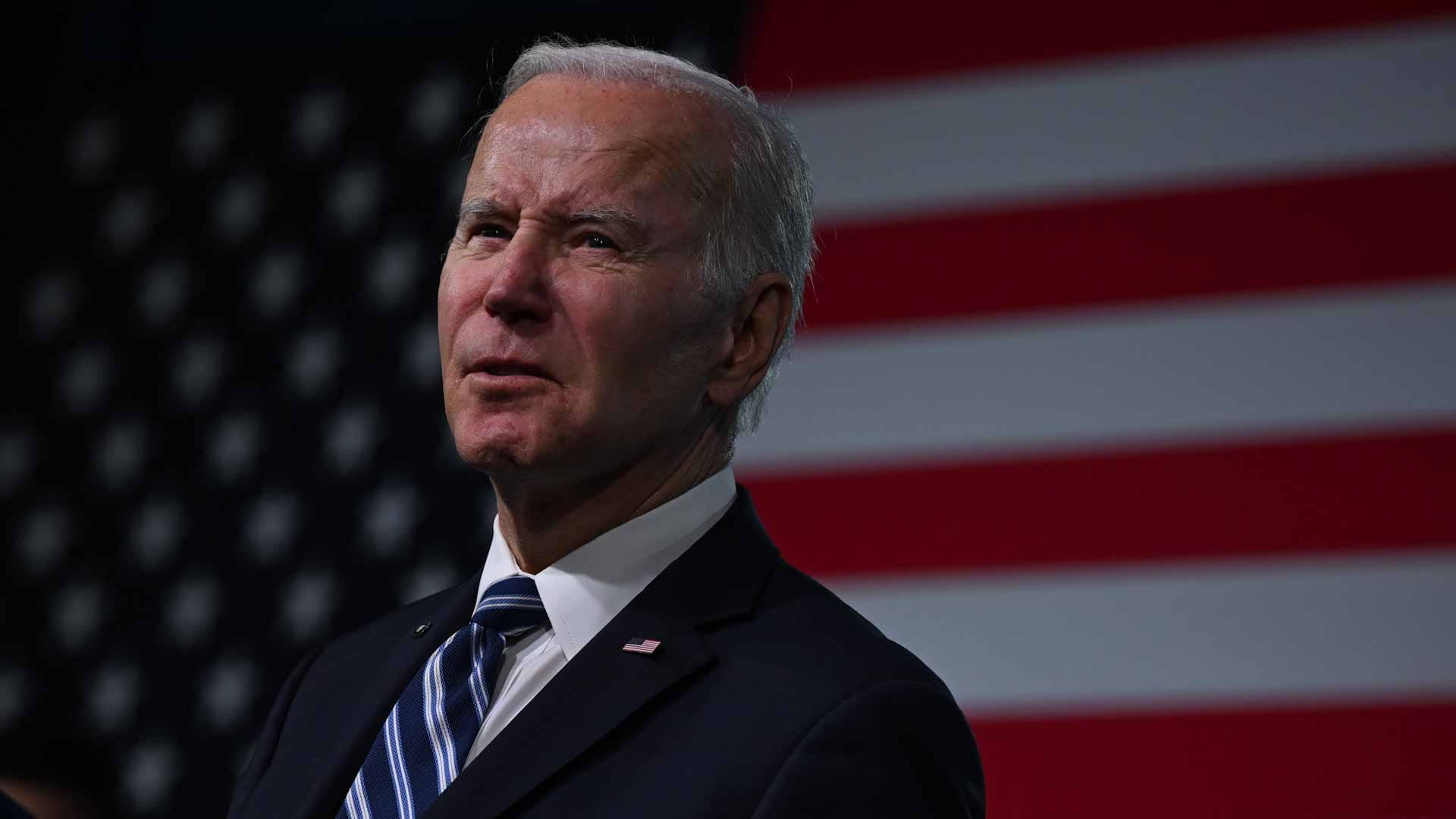 Image for the title: Biden to send message to Putin in Ukraine war anniversary speech 
