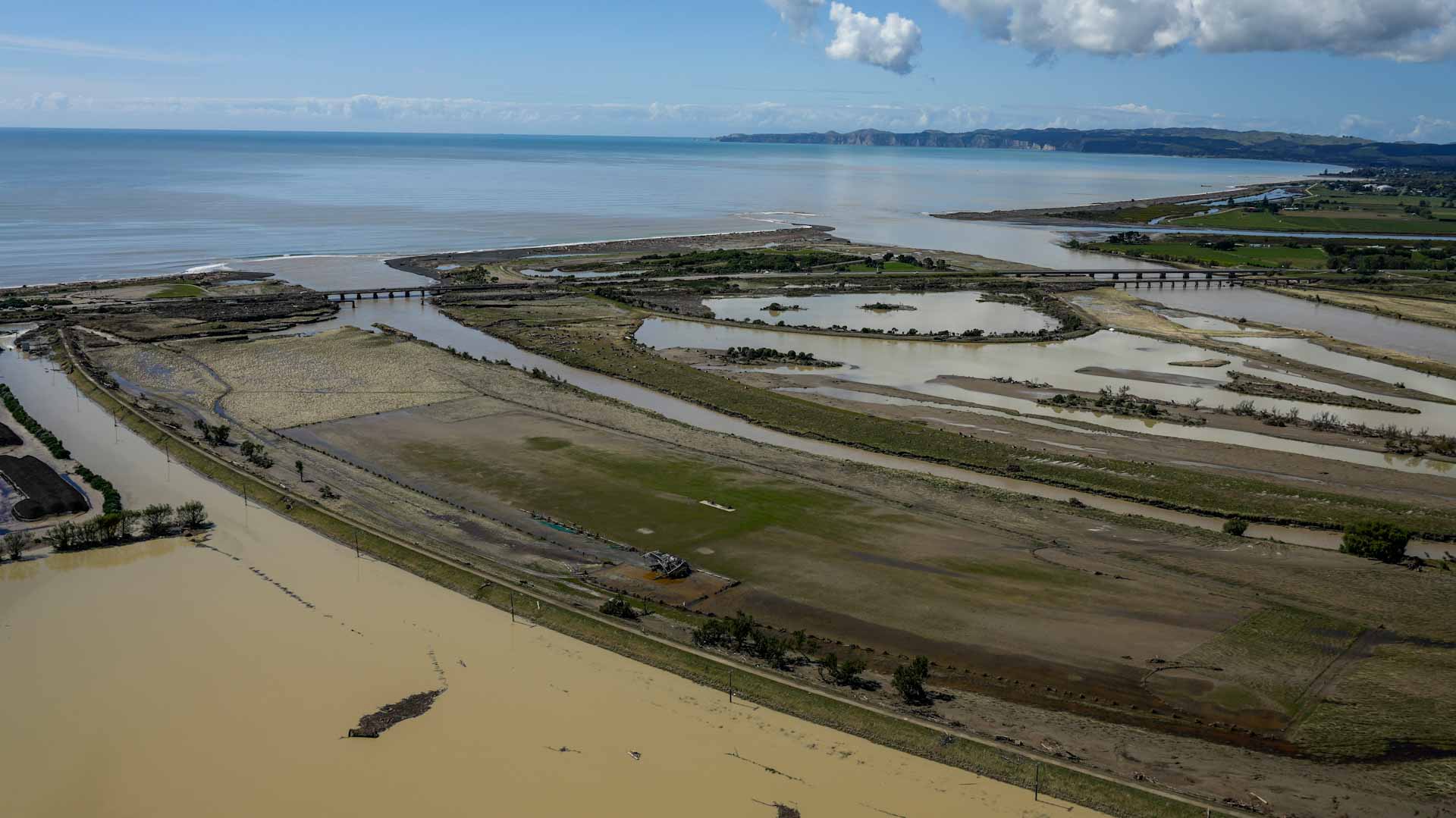 Image for the title: NZ launches global fundraiser for post-cyclone reconstruction 