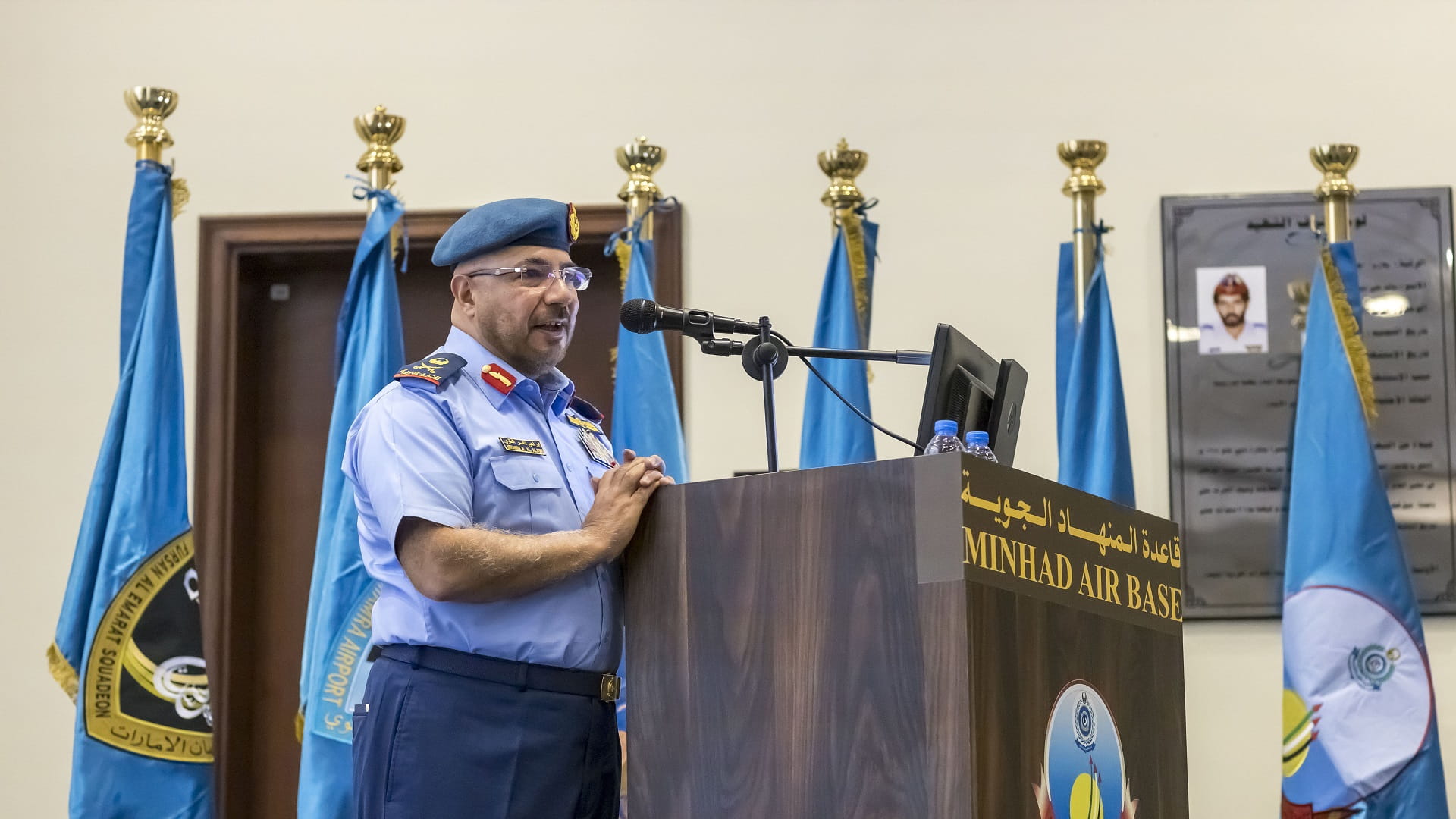صورة بعنوان: القوات الجوية والدفاع الجوي بوزارة الدفاع تحتفل بيوم الوحدة 