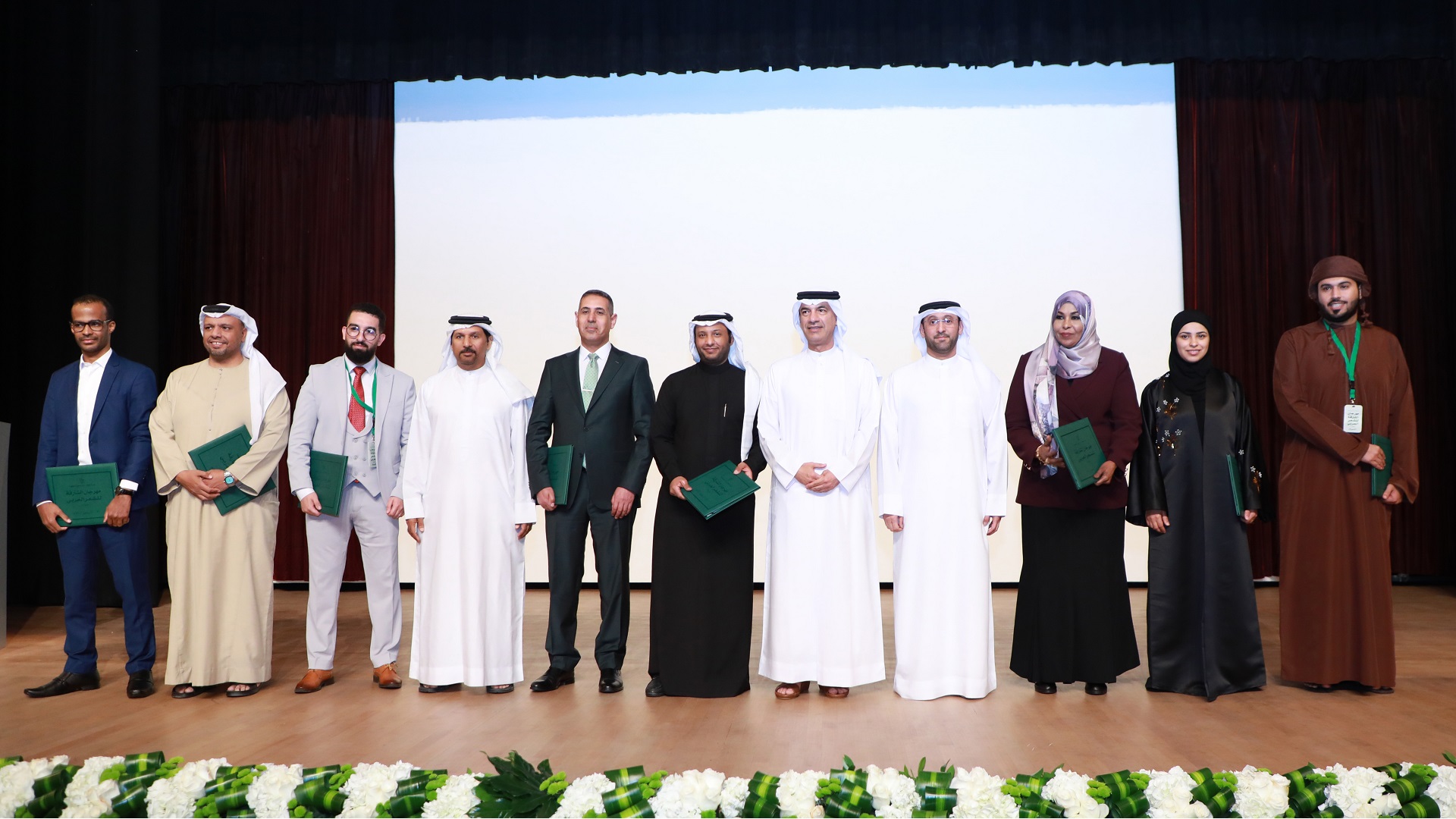 Image for the title: 7 poets celebrate life at the Sharjah Arabic Poetry Festival 