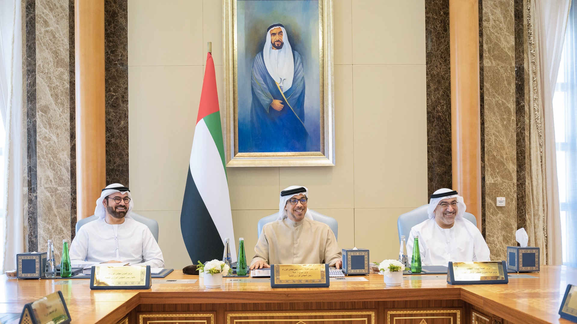 Image for the title: Mansour bin Zayed addresses policies to support gov ecosystem 