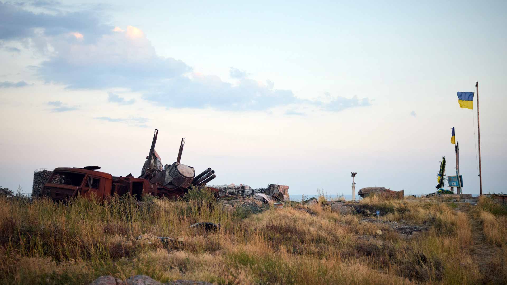 Image for the title: Russian rockets kill eight in eastern Ukraine 
