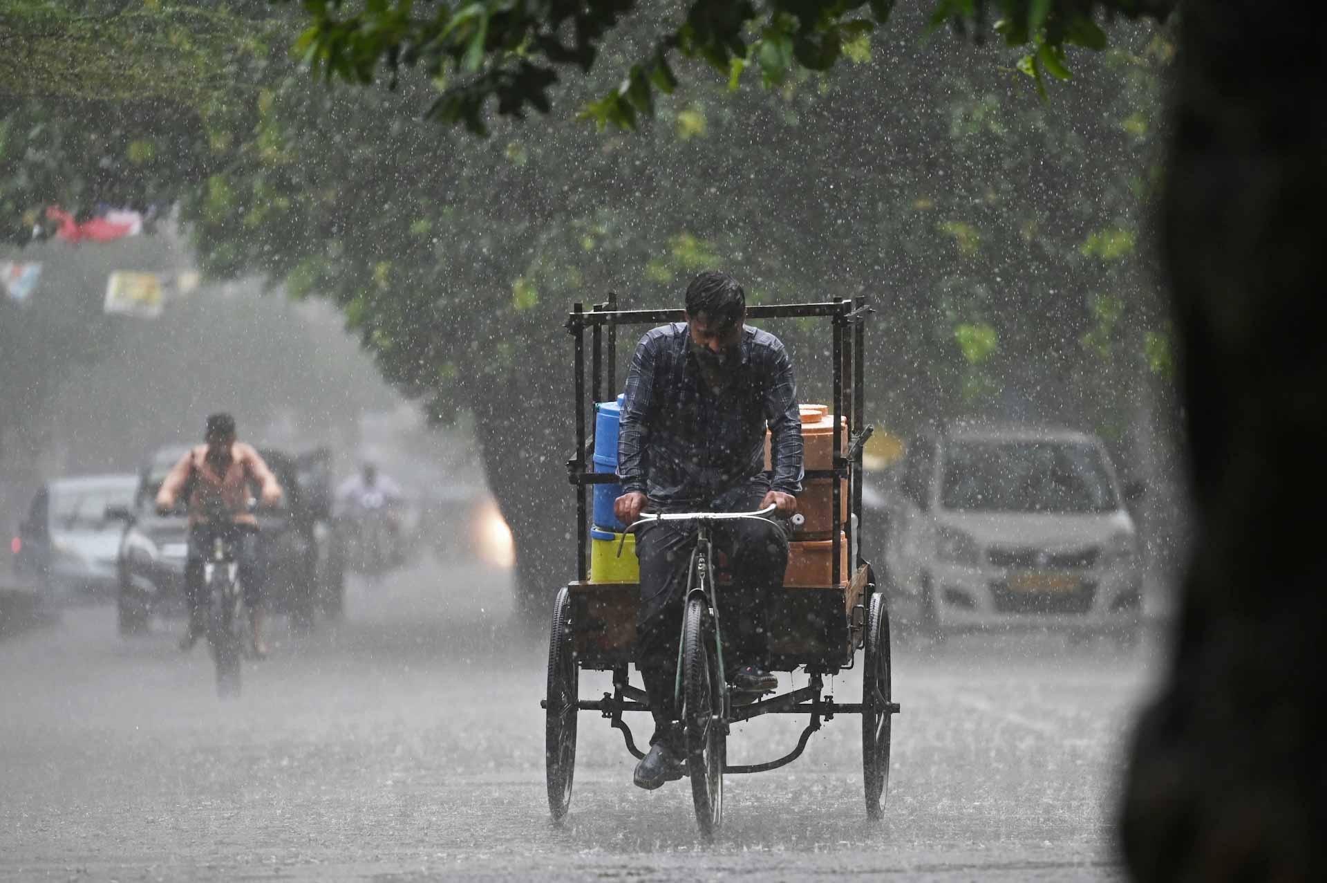 Image for the title: Floods kill 22 across northern India 