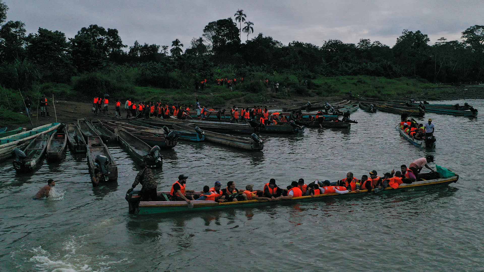 Image for the title: Panama says migrant numbers keep surging 