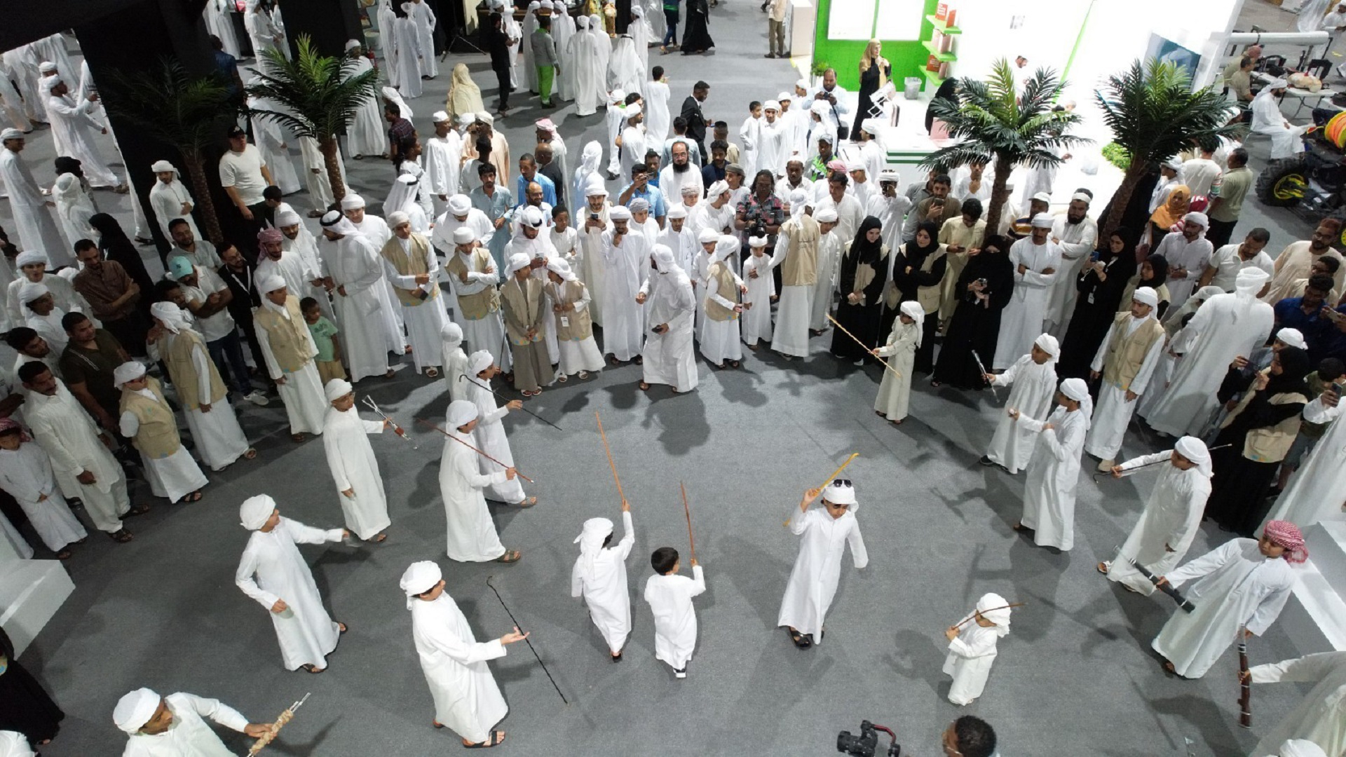 Image for the title: Liwa Date Festival welcomes 34,000 visitors 