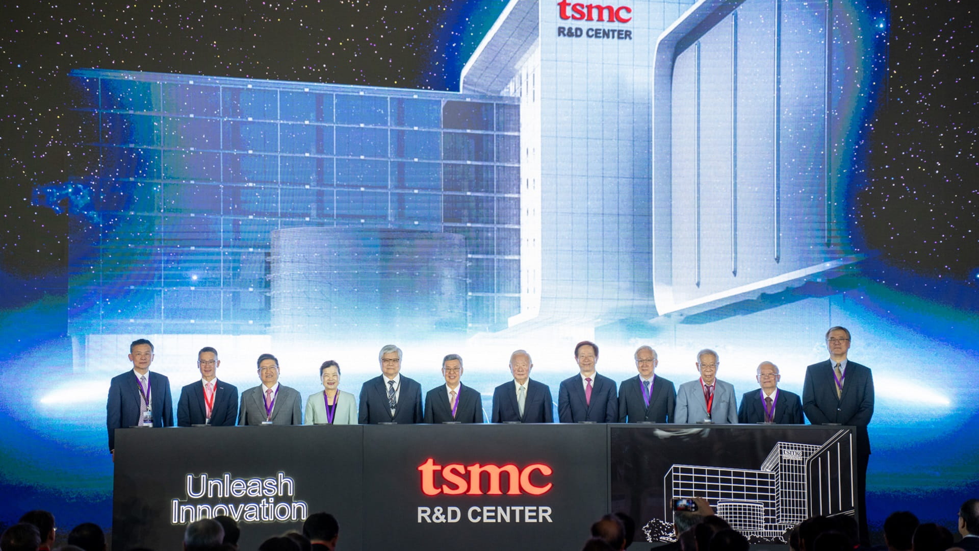 Image for the title: Chip giant TSMC determined to keep roots in Taiwan 