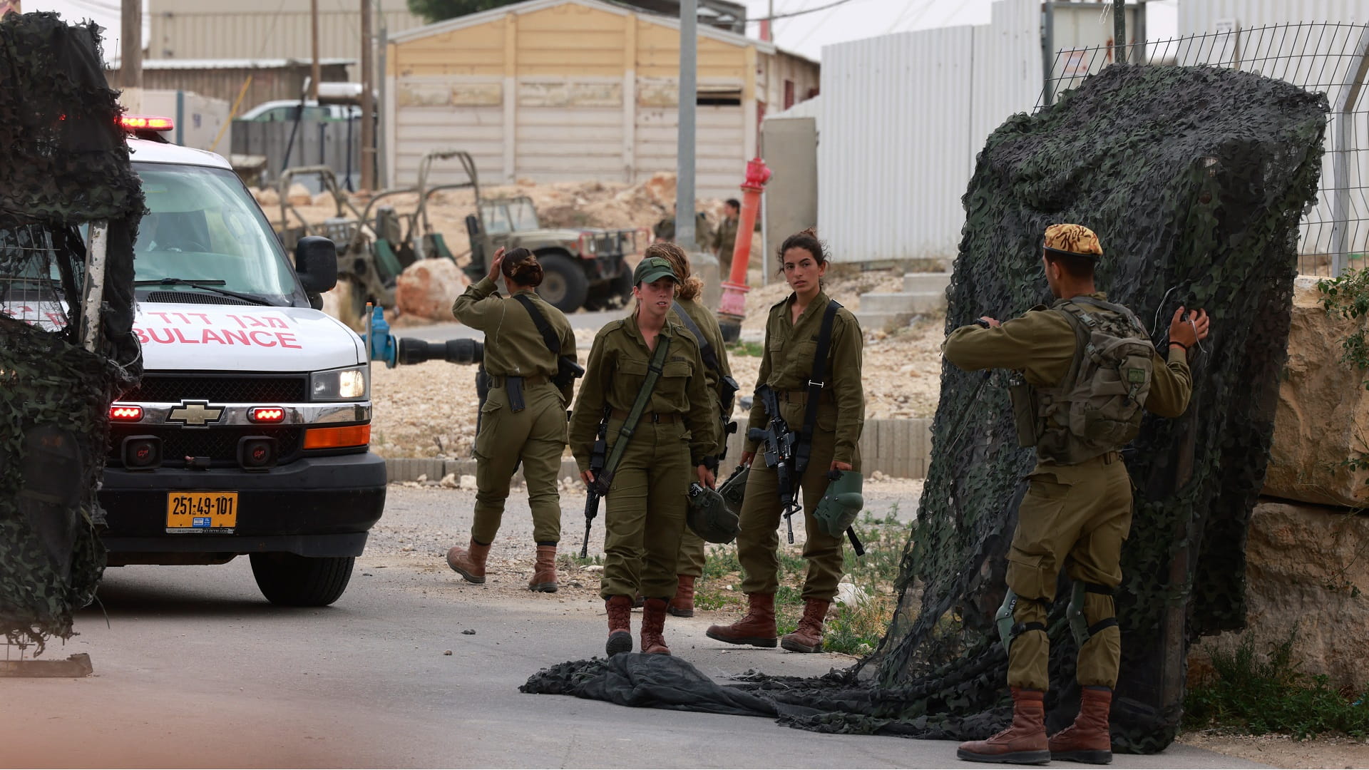 Image for the title: Three Israel soldiers killed on Egypt border: army 