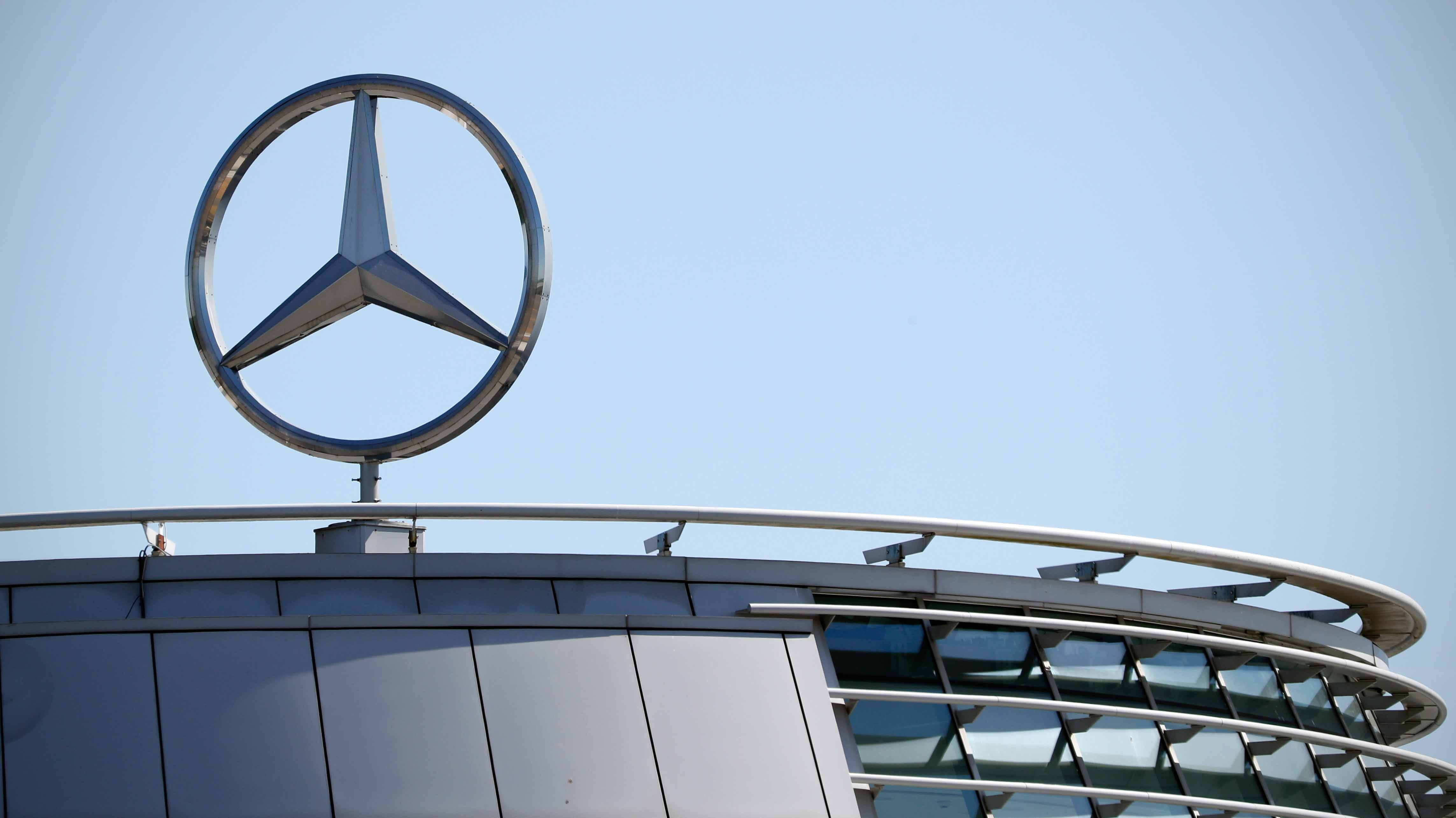 Image for the title: Swedish group to supply 'green steel' to Mercedes 