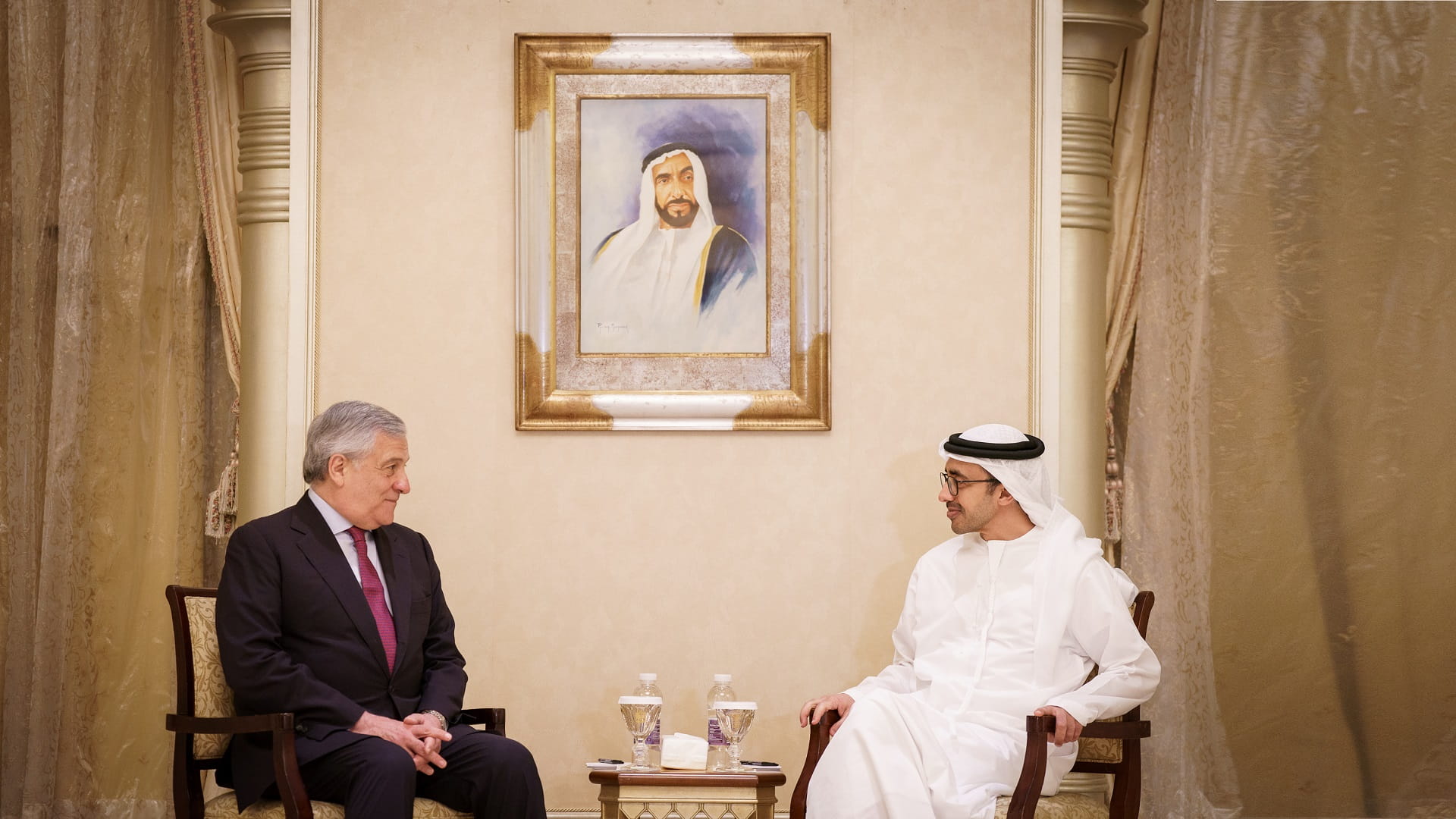 Image for the title: Abdullah bin Zayed, Italian FM discuss promoting cooperation 