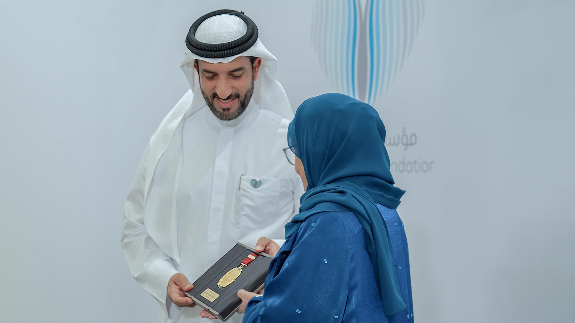 Image for the title: Sultan bin Ahmed Al Qasimi receives Jawaher Medal of Honour  