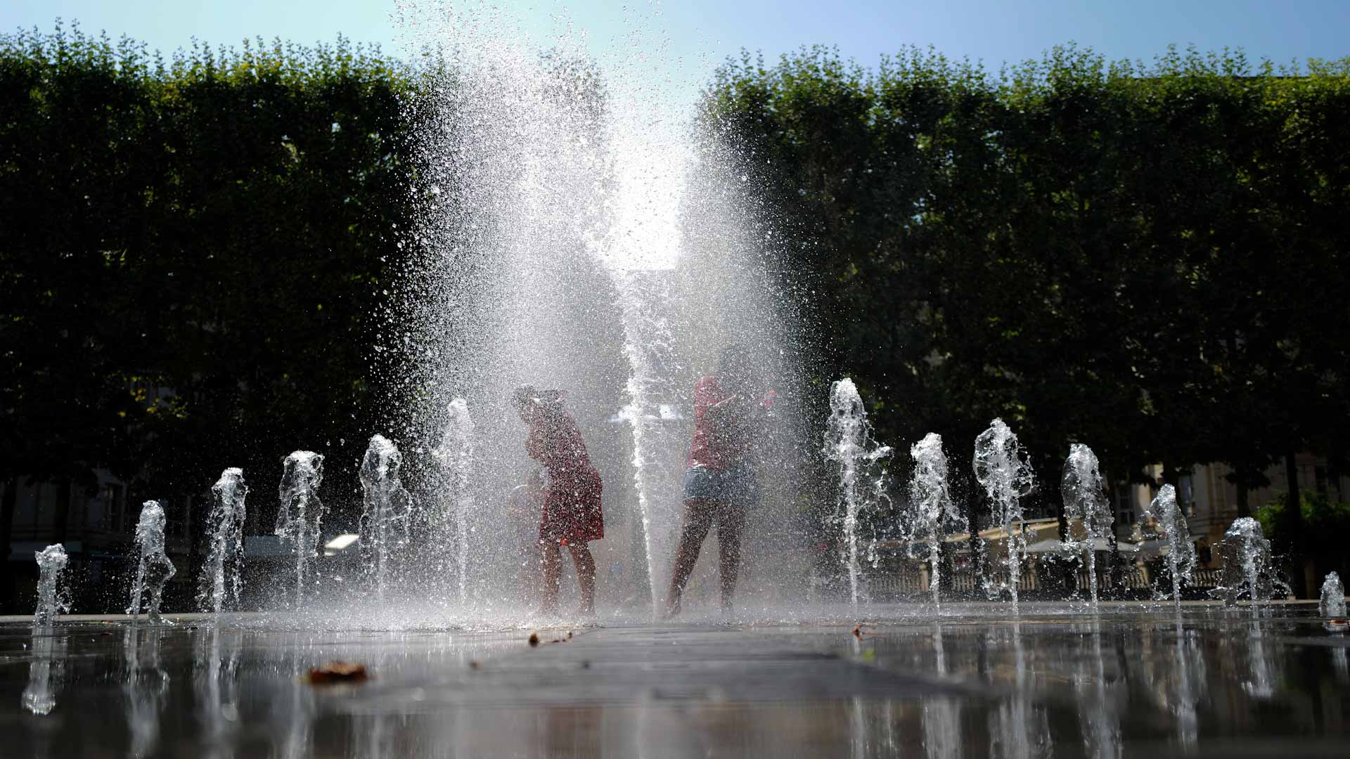 Image for the title: France badly hit by climate change 