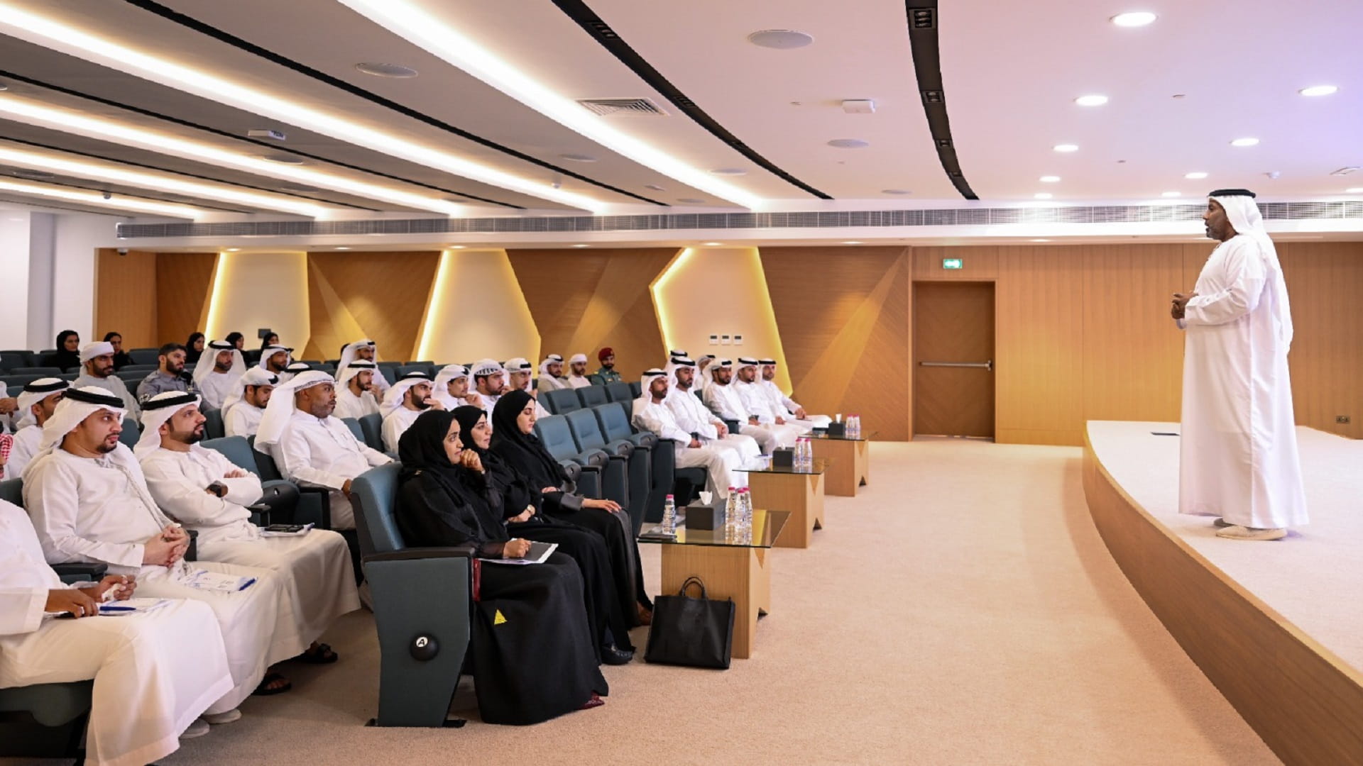 Image for the title: Sharjah Police discusses work readiness for 2023 