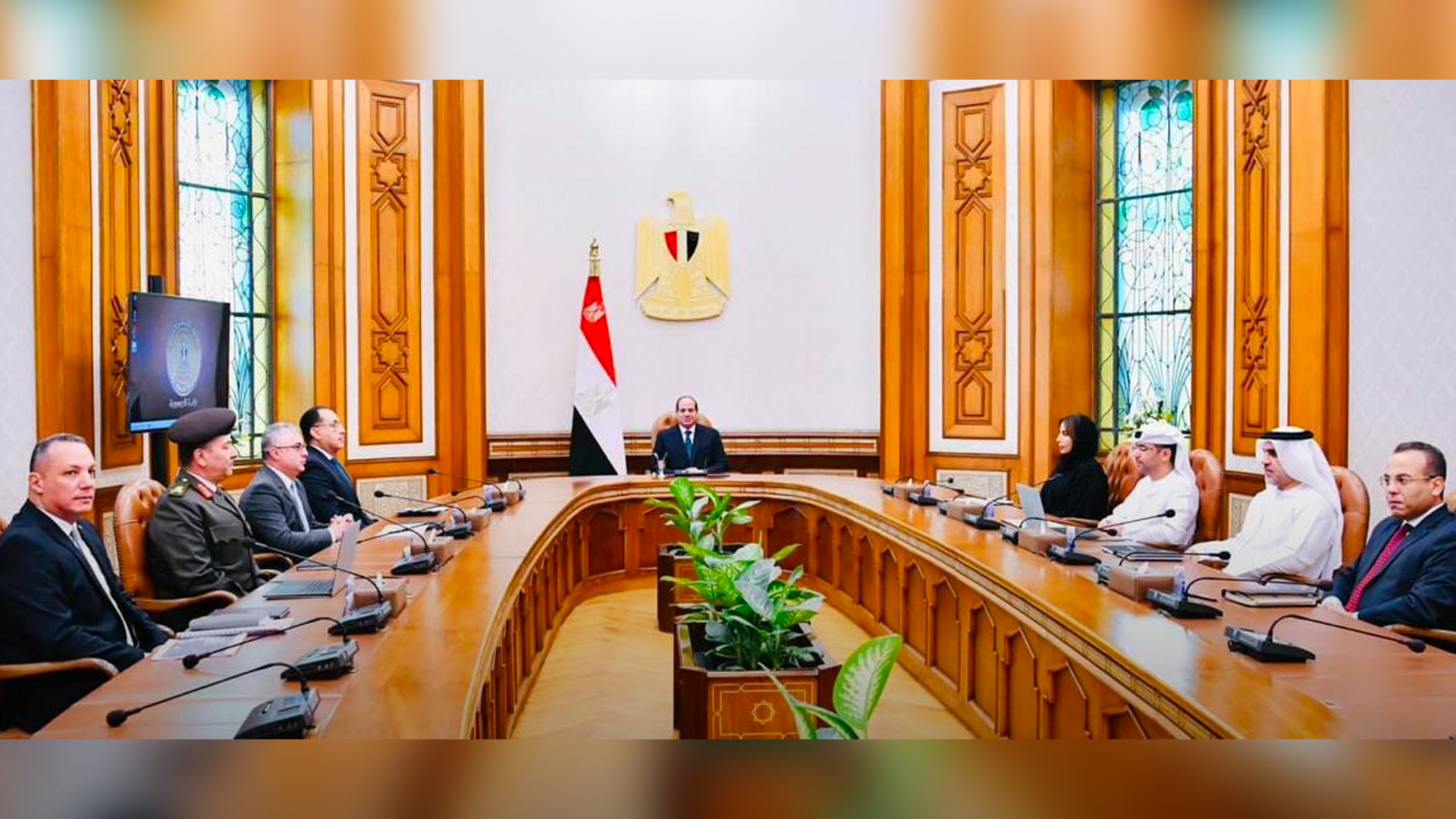 Image for the title: Egyptian President hails privileged relations with UAE 