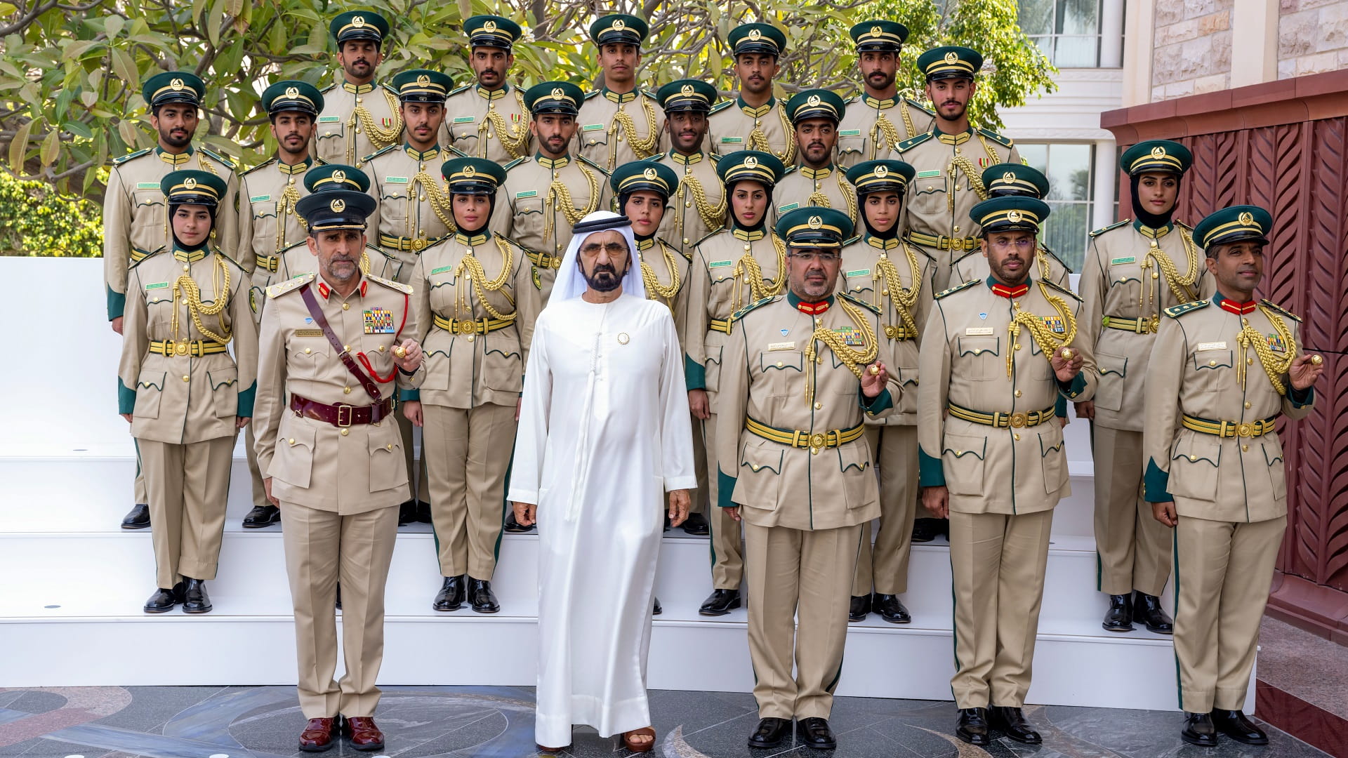 Image for the title: VP meets with high-performing graduates of DPA and MBRU 