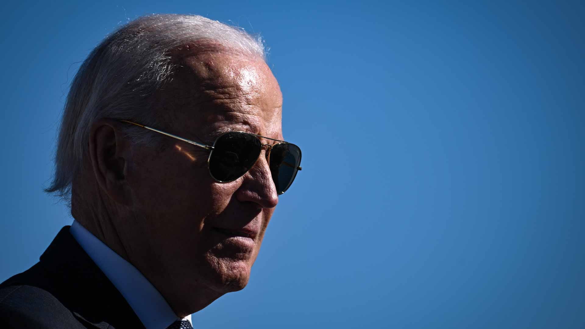 Image for the title: Biden, EU chief signal thaw on trade tensions 