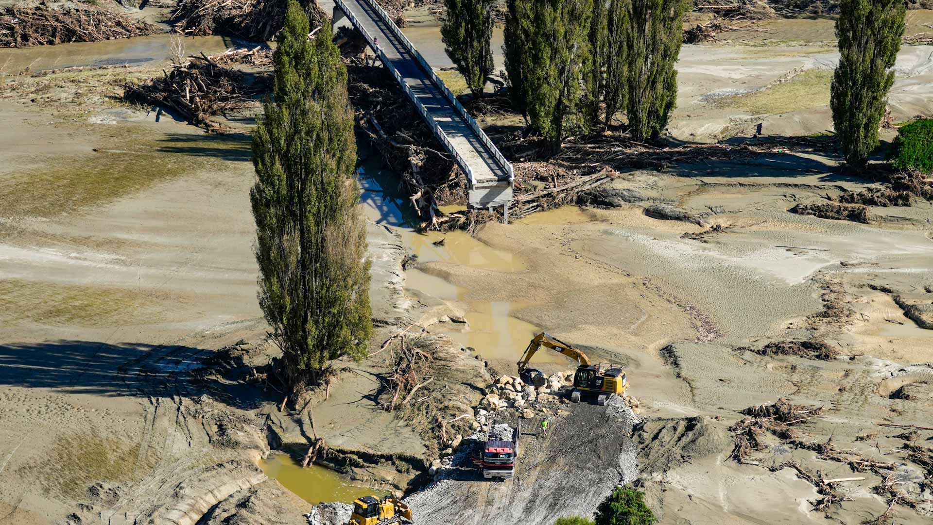 Image for the title: NZ to lift state of emergency on Tuesday 