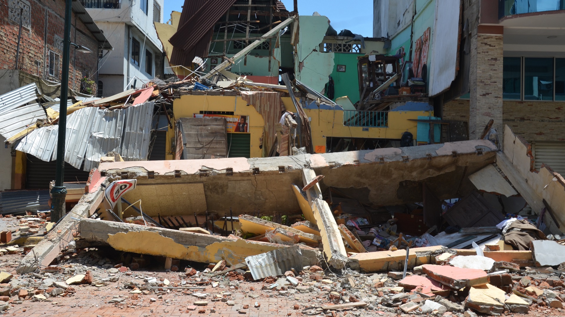 Image for the title: At least 14 killed from quake hit Ecuador and Peru 