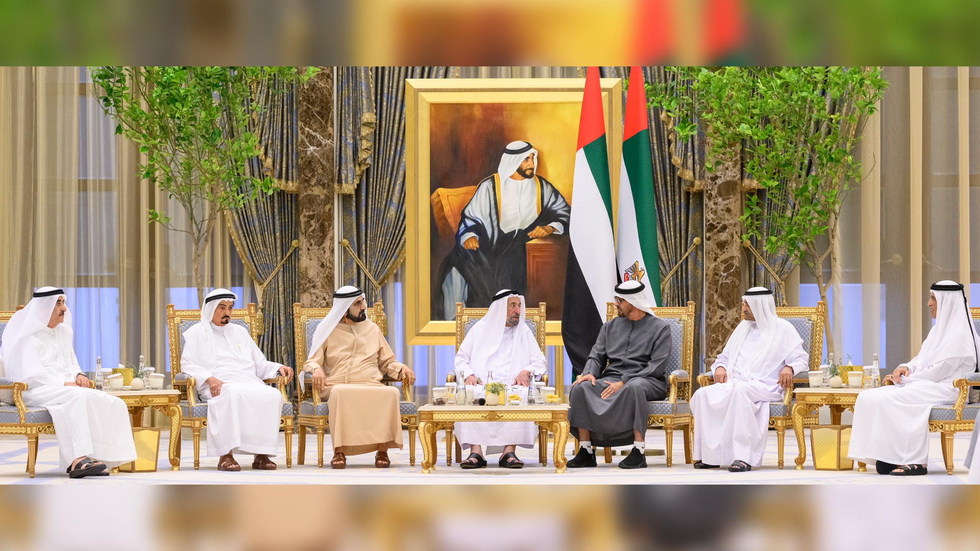 Image for the title: UAE Pres exchanges Ramadan greetings with Emirates Rulers 