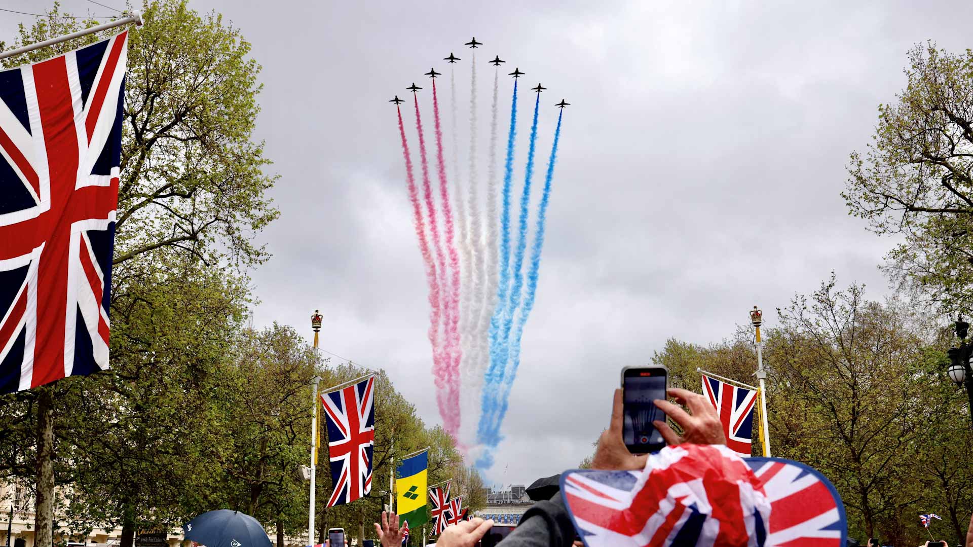 Image for the title: King Charles coronation fly-past scaled back due to weather 