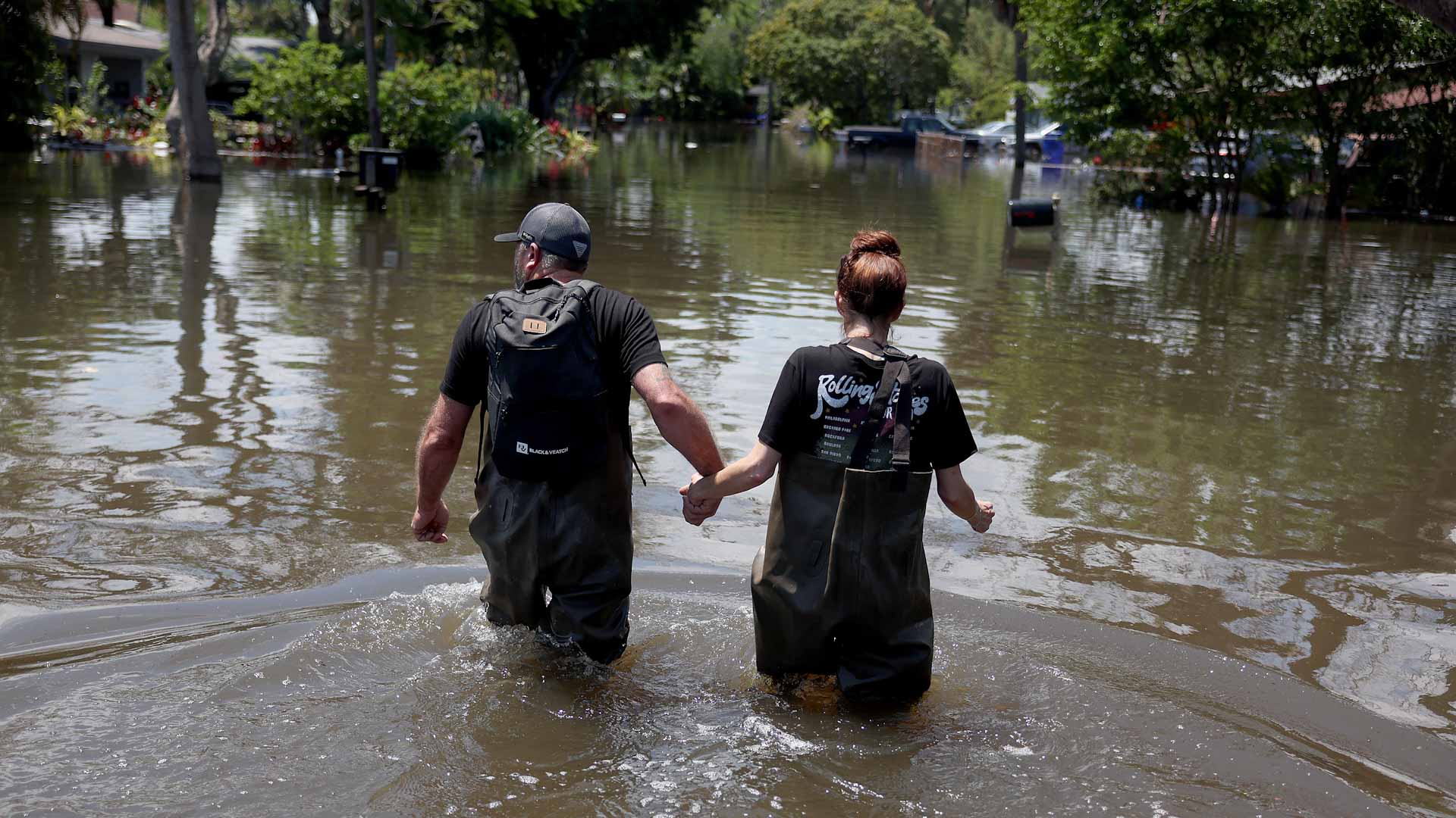 صورة بعنوان: إجلاء 900 شخص جراء أمطار غزيرة وفيضانات في إيطاليا 