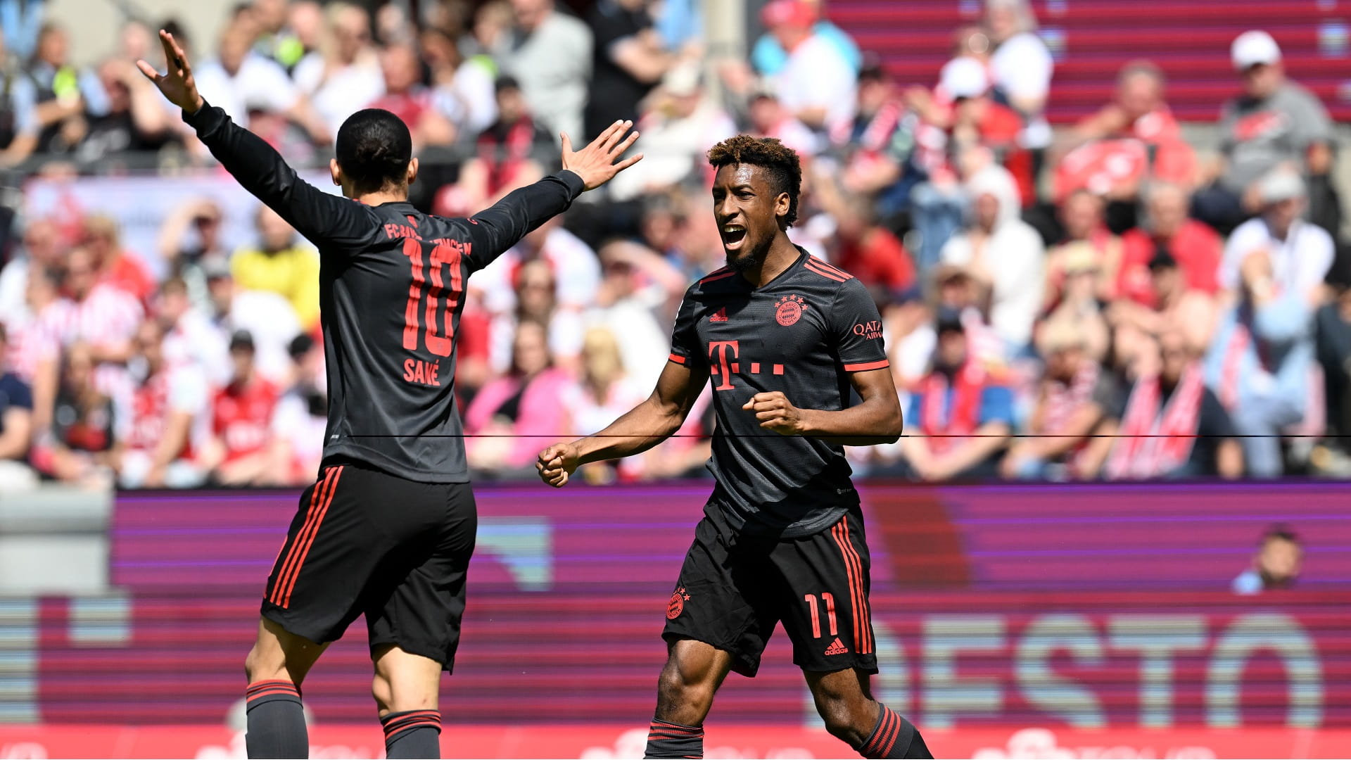 Image for the title: Bayern win Bundesliga with last-gasp goal in season finale 