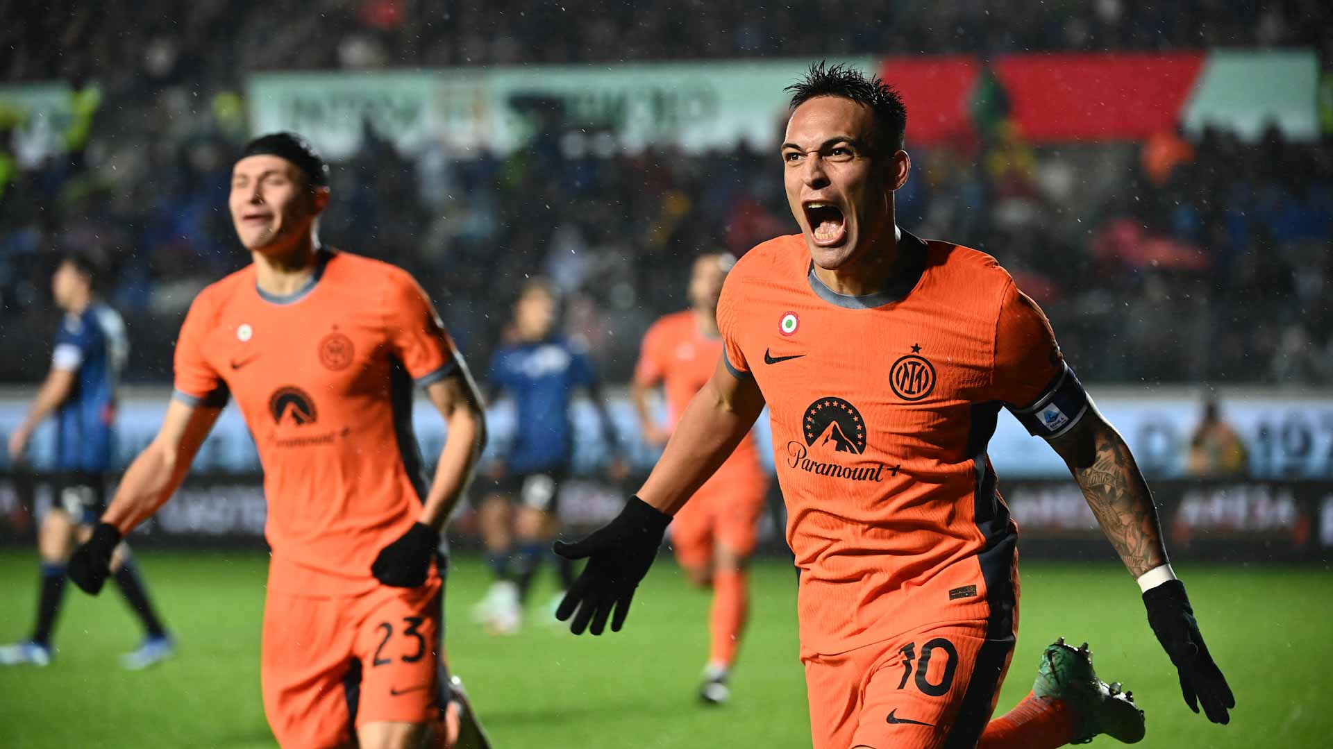 Image for the title: Martinez fires Inter Milan past Atalanta in the rain 