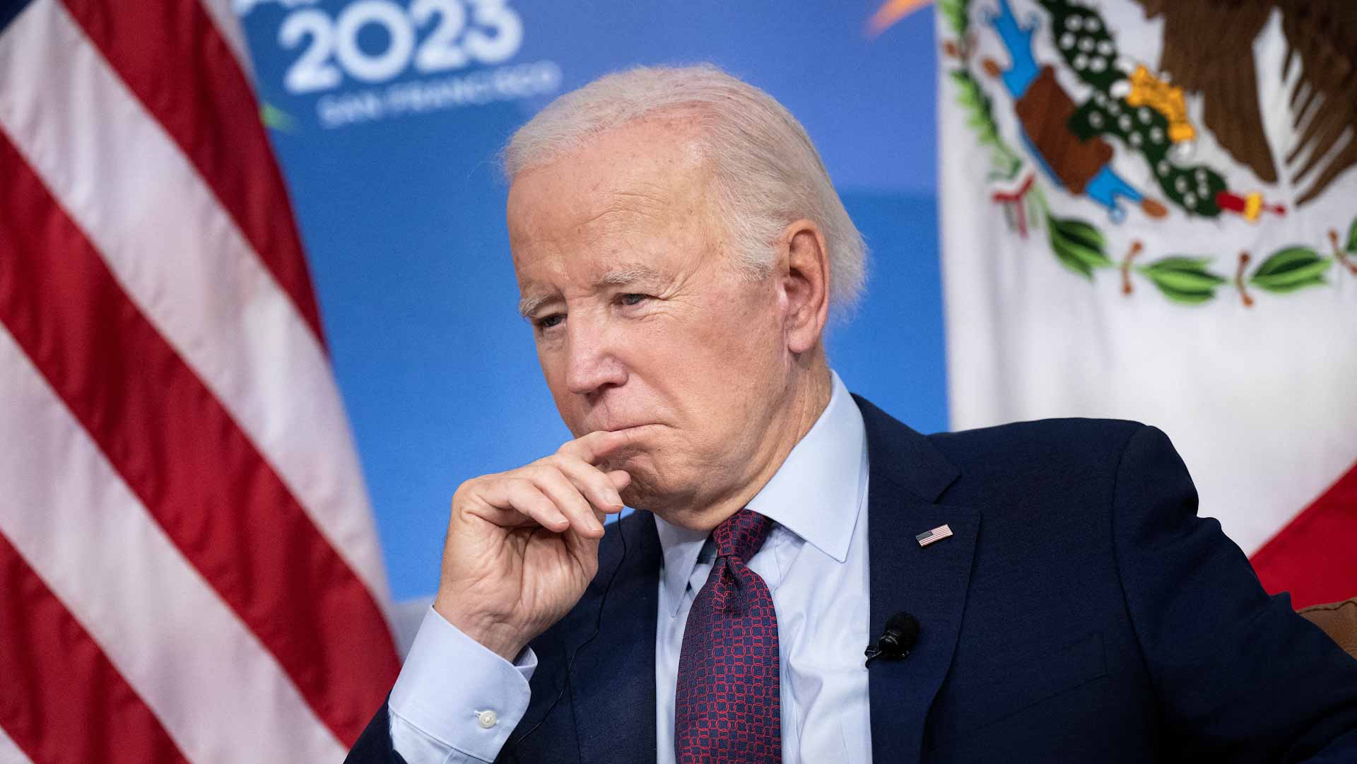 Image for the title: Biden turns 81 as voters show concern about age 