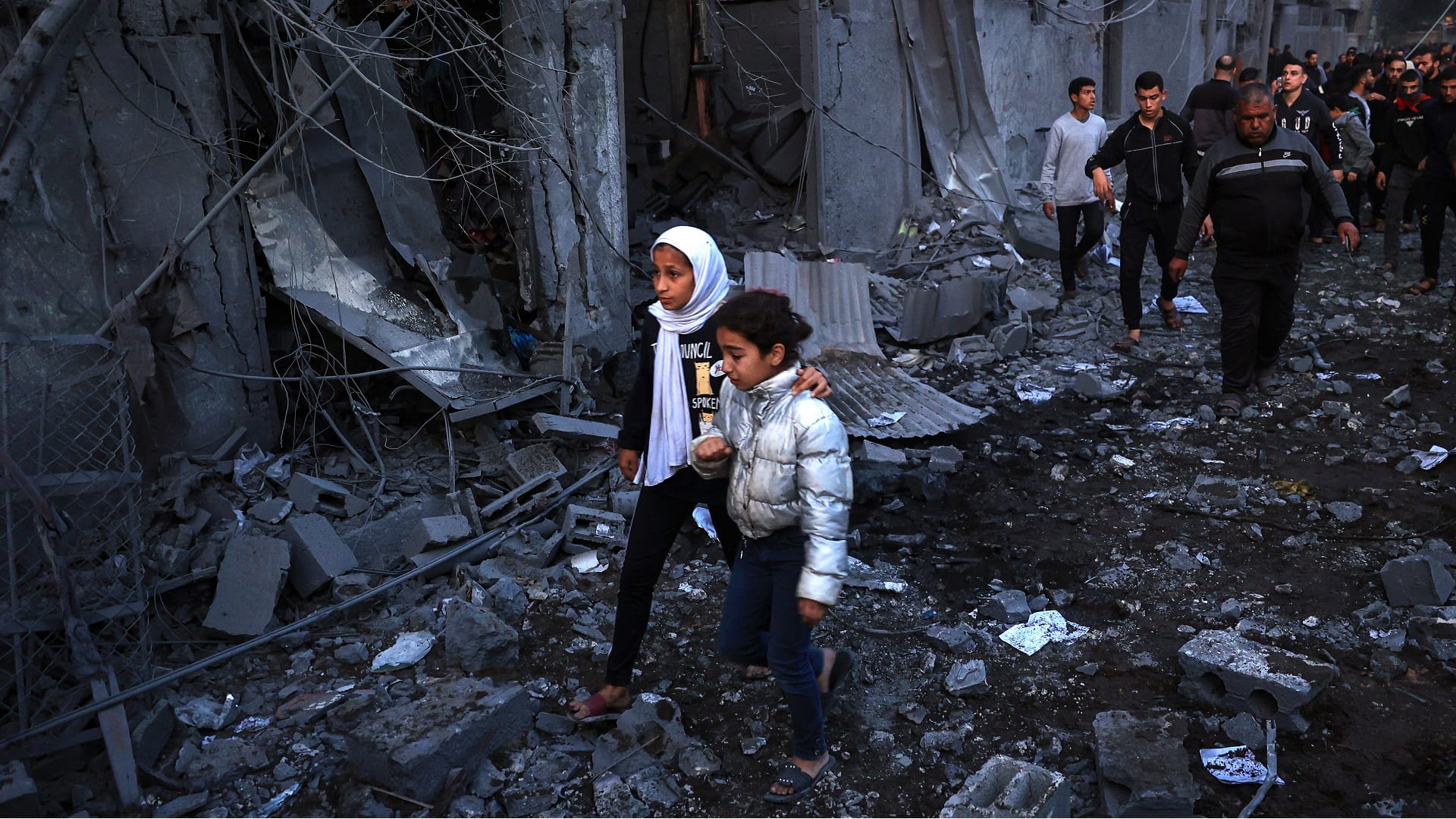 Image for the title: 15,523 people killed, 41,316 wounded in Gaza since start of war 
