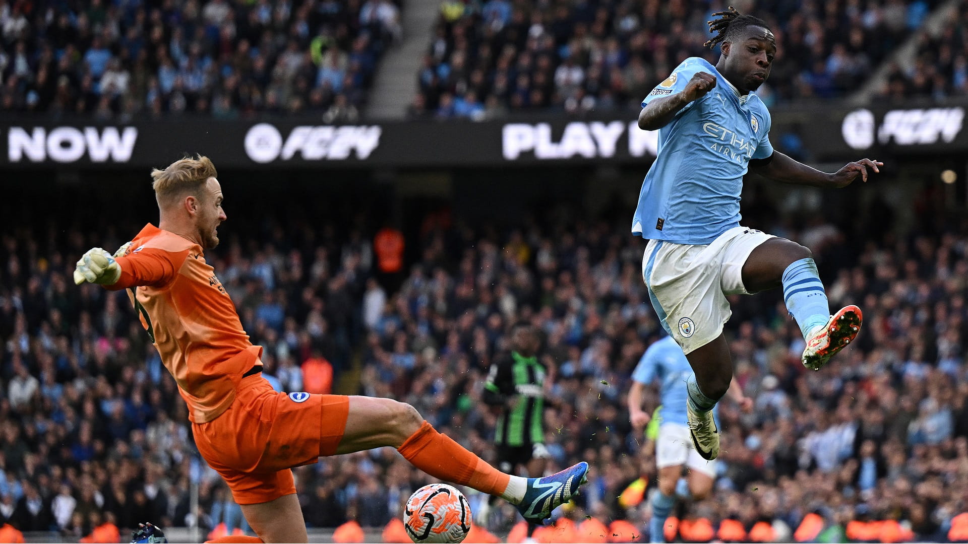 Image for the title: Man City return to winning ways with defeat of Brighton 