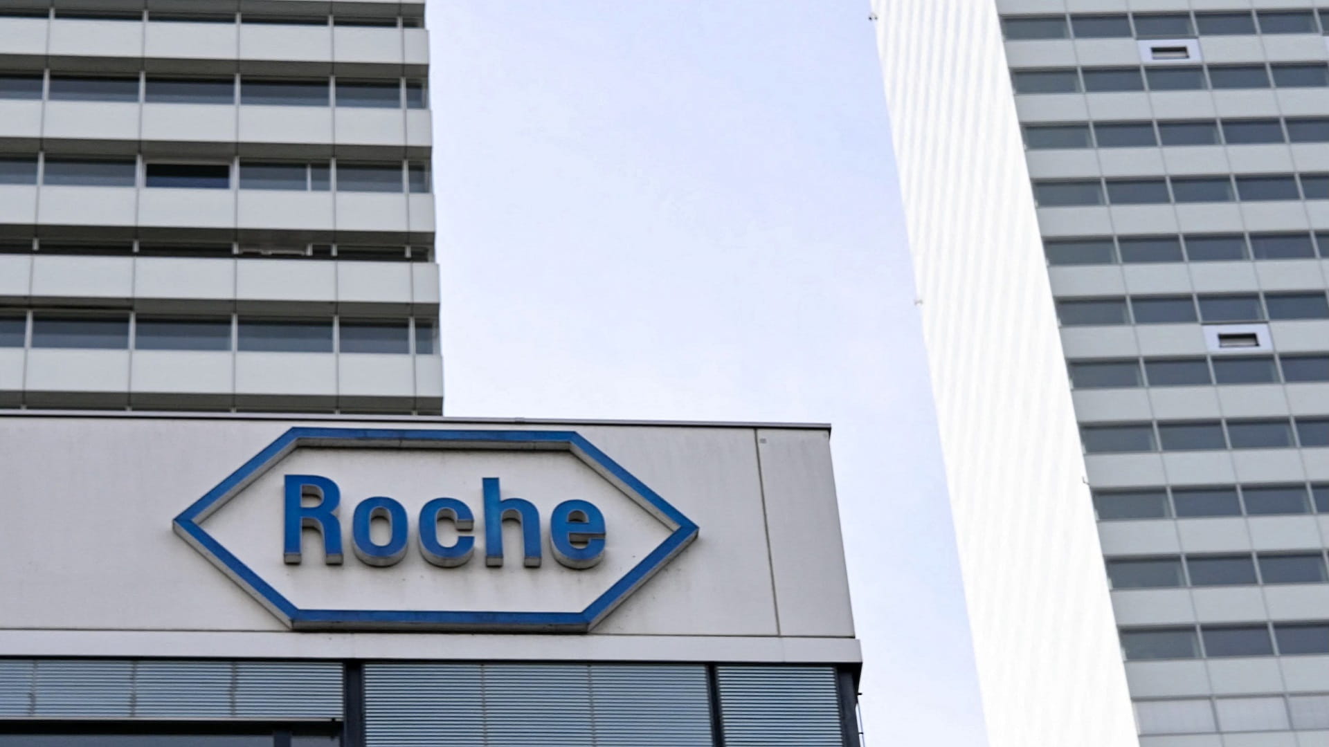 Image for the title: Roche to pay $7.1 bn for Telavant Holdings 