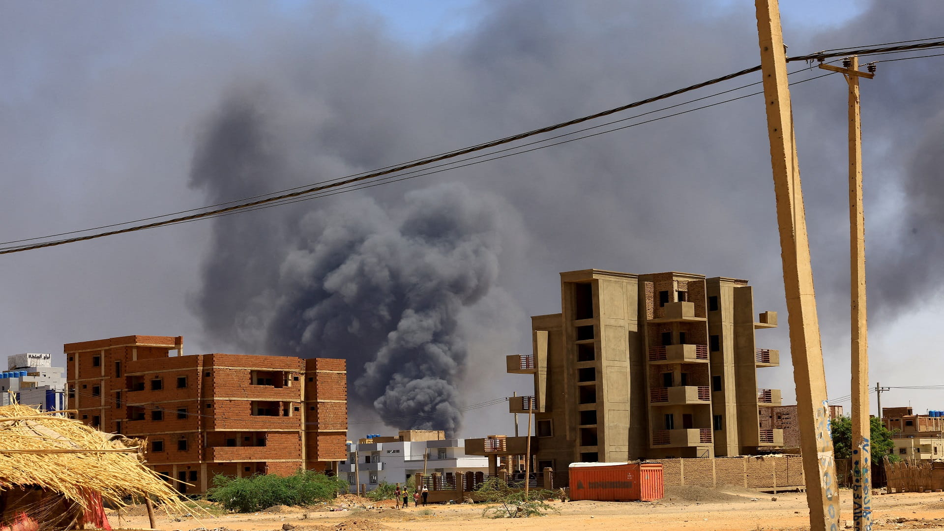 صورة بعنوان: وسط قتال عنيف بين طرفي الصراع... حرب السودان تدخل شهرها السادس 