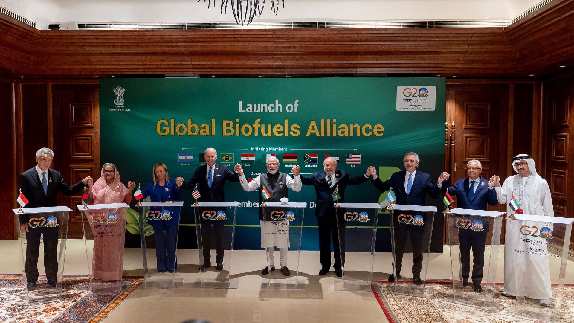 Image for the title: UAE FM witnesses launch of Global Biofuels Alliance at G20 