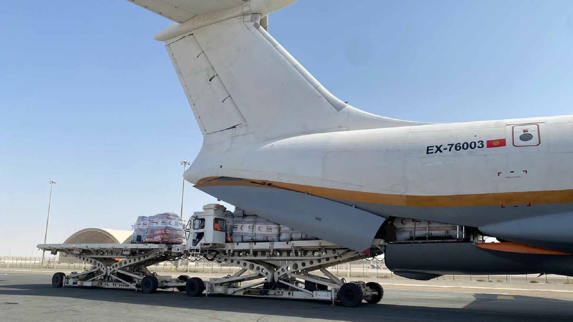 Image for the title: Two UAE aid planes arrive in Benghazi 