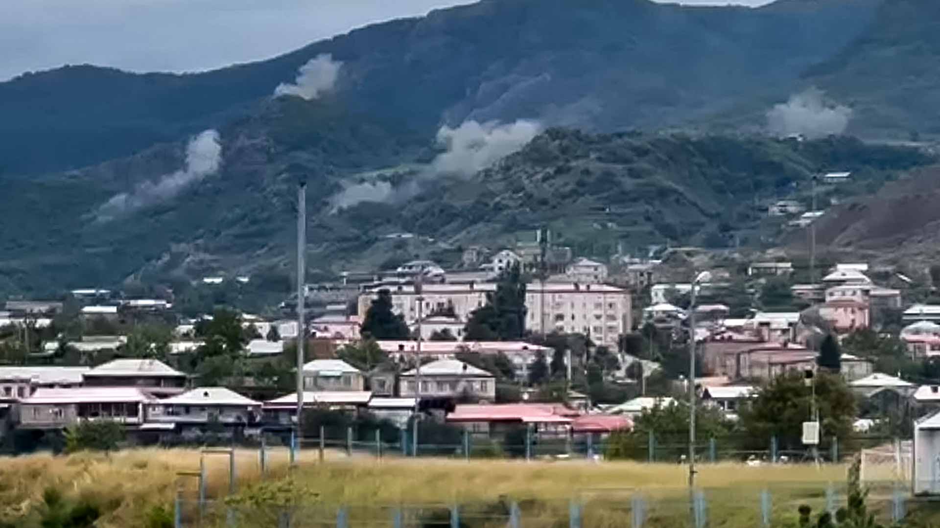 صورة بعنوان: موسكو تدعو أطراف النزاع لوقف إراقة الدماء في قره باغ بعد هجوم باكو 