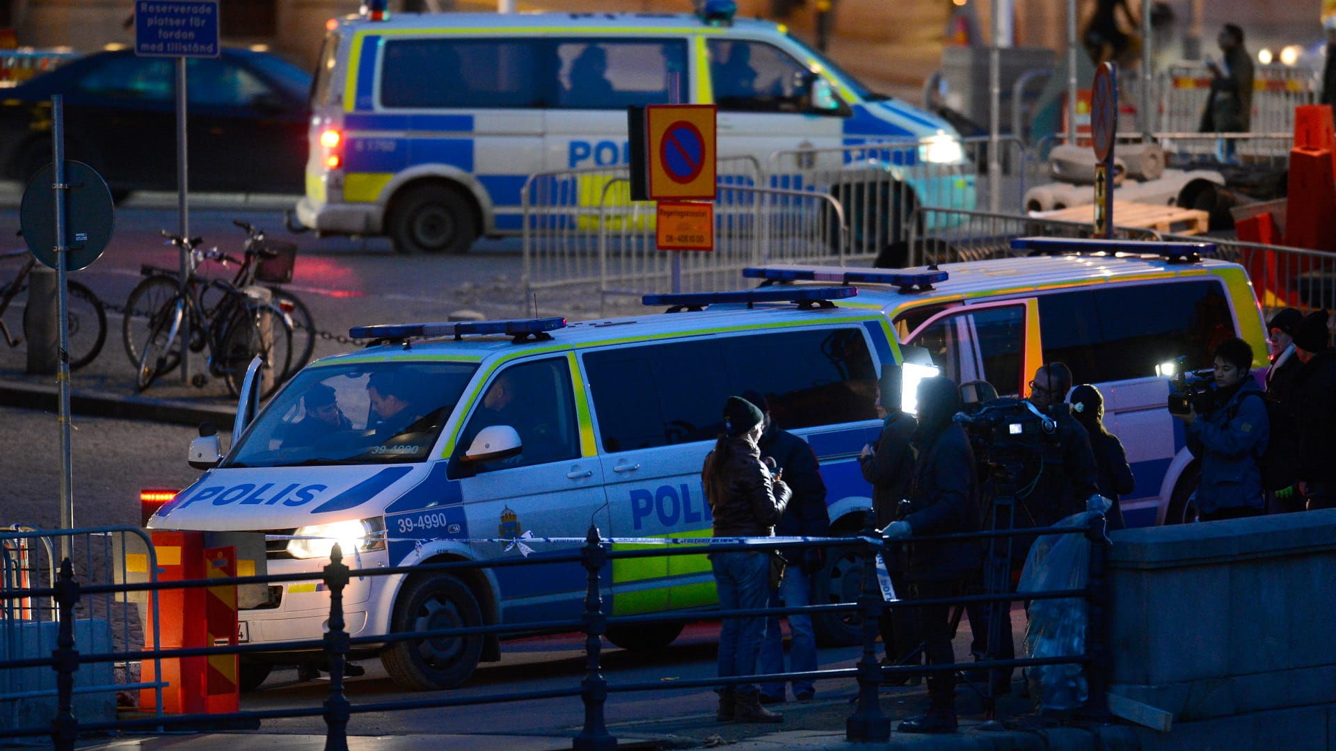 Image for the title: Two dead, including bystander, in gang-related shooting in Sweden 