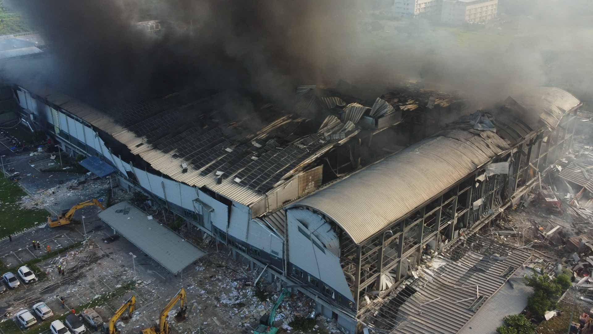 Image for the title: Nine killed in Taiwan golf ball factory fire