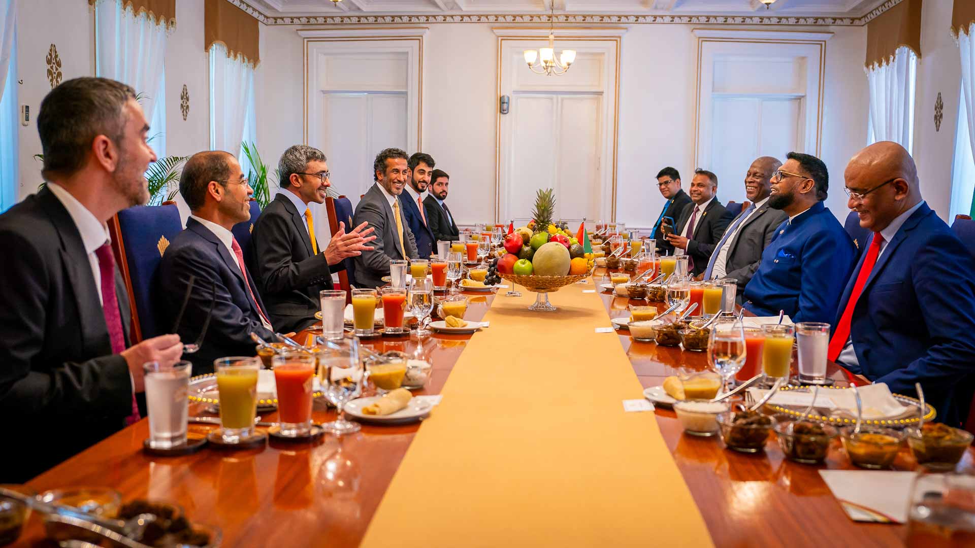 Image for the title: President of Guyana receives Abdullah bin Zayed 