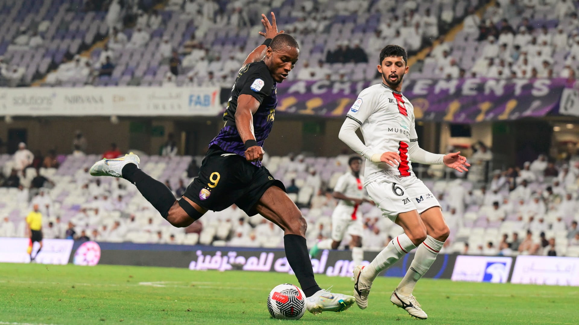 Image for the title: ADNOC Pro League: positive draw between Al Ain and Al Jazira 