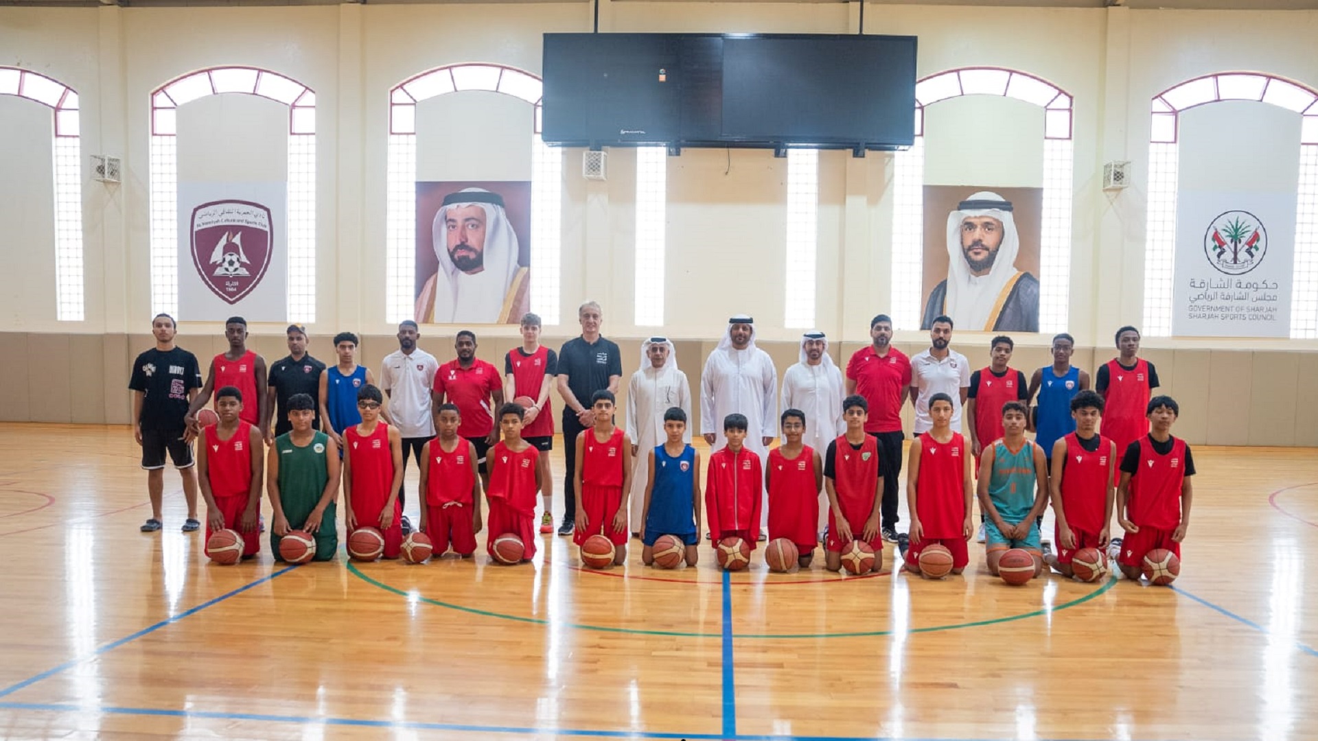 Image for the title: Al-Hazami visits Sharjah's team sports gatherings 