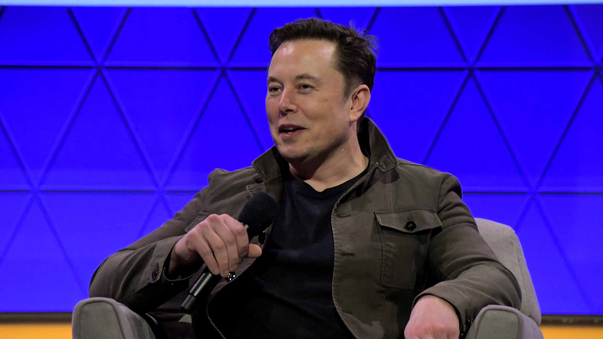 Again… Musk ignites the war against Open AI