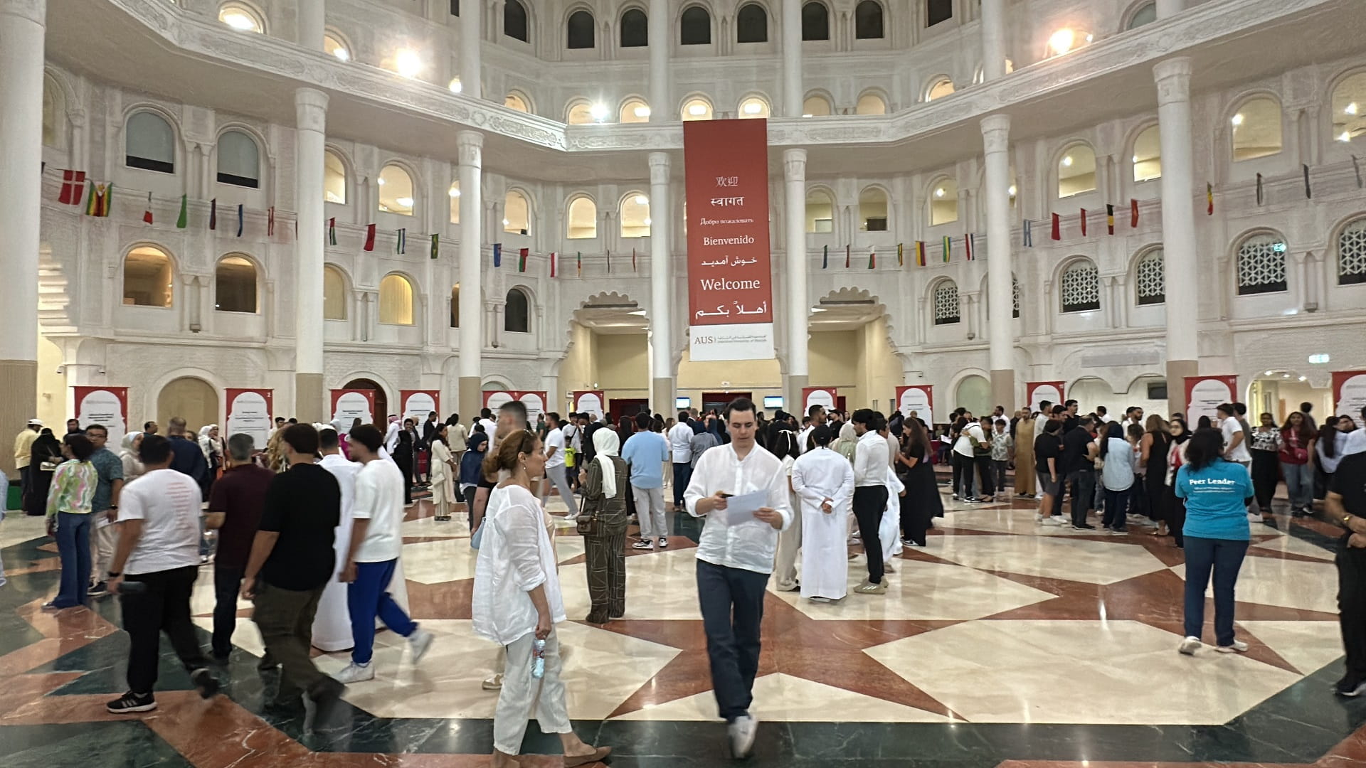 1,300 Students Greeted with Warm Welcome at Dubai Forum