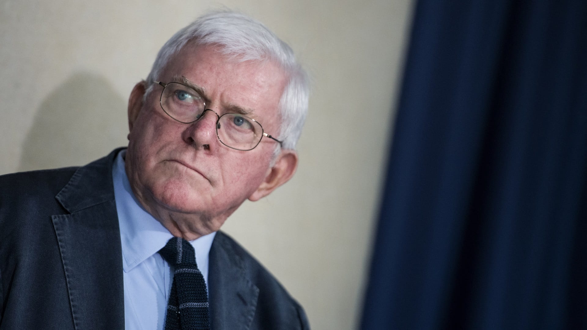 America’s talk show pioneer, Phil Donahue, has died