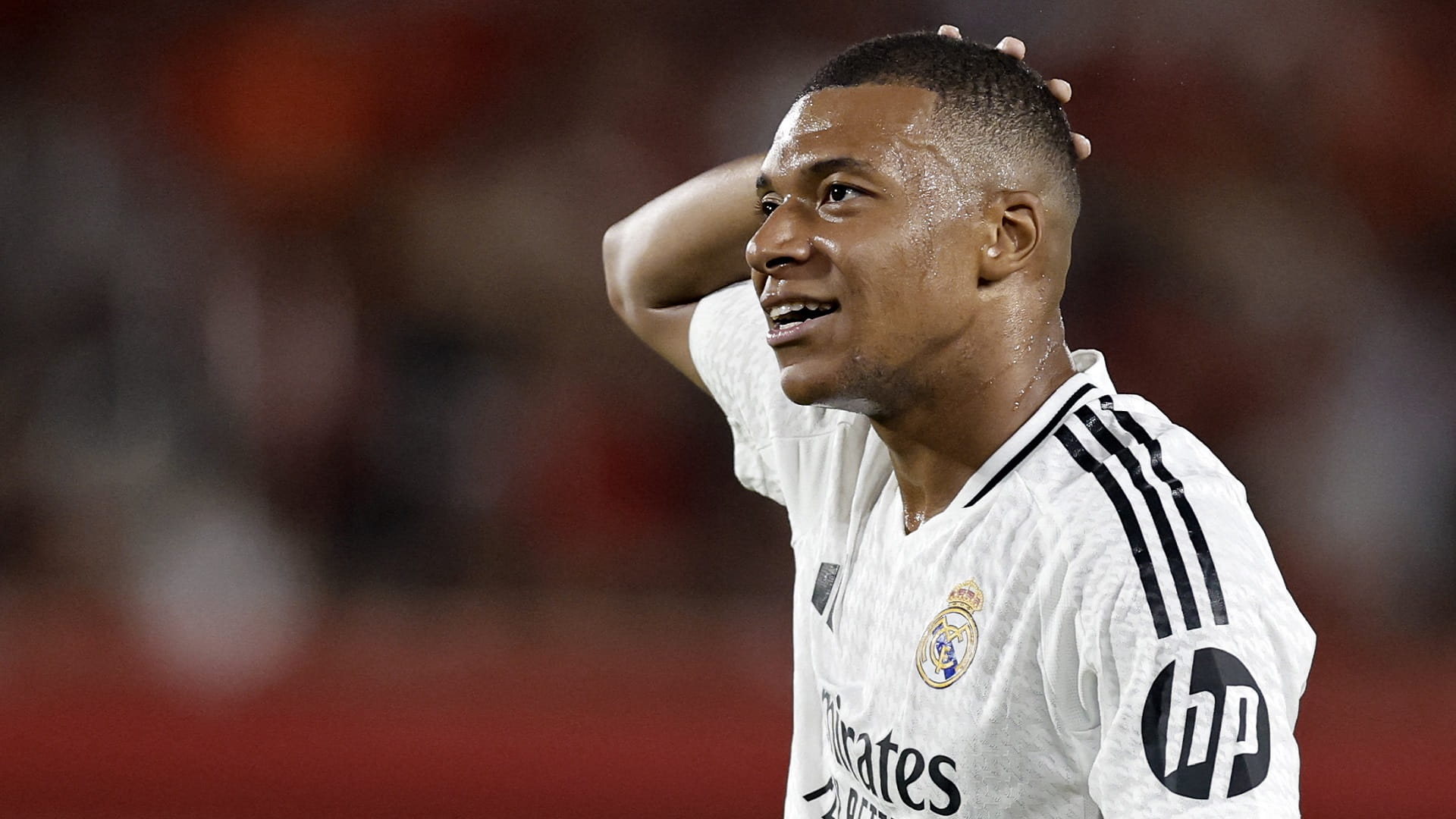 صورة بعنوان: النجم مبابي يطلب 55 مليون يورو من باريس سان جيرمان