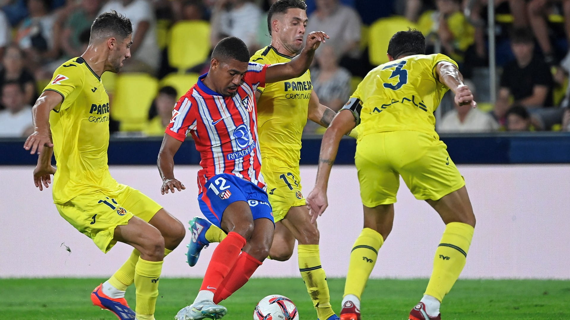 Image for the title: Atletico twice fight back in Villarreal draw 