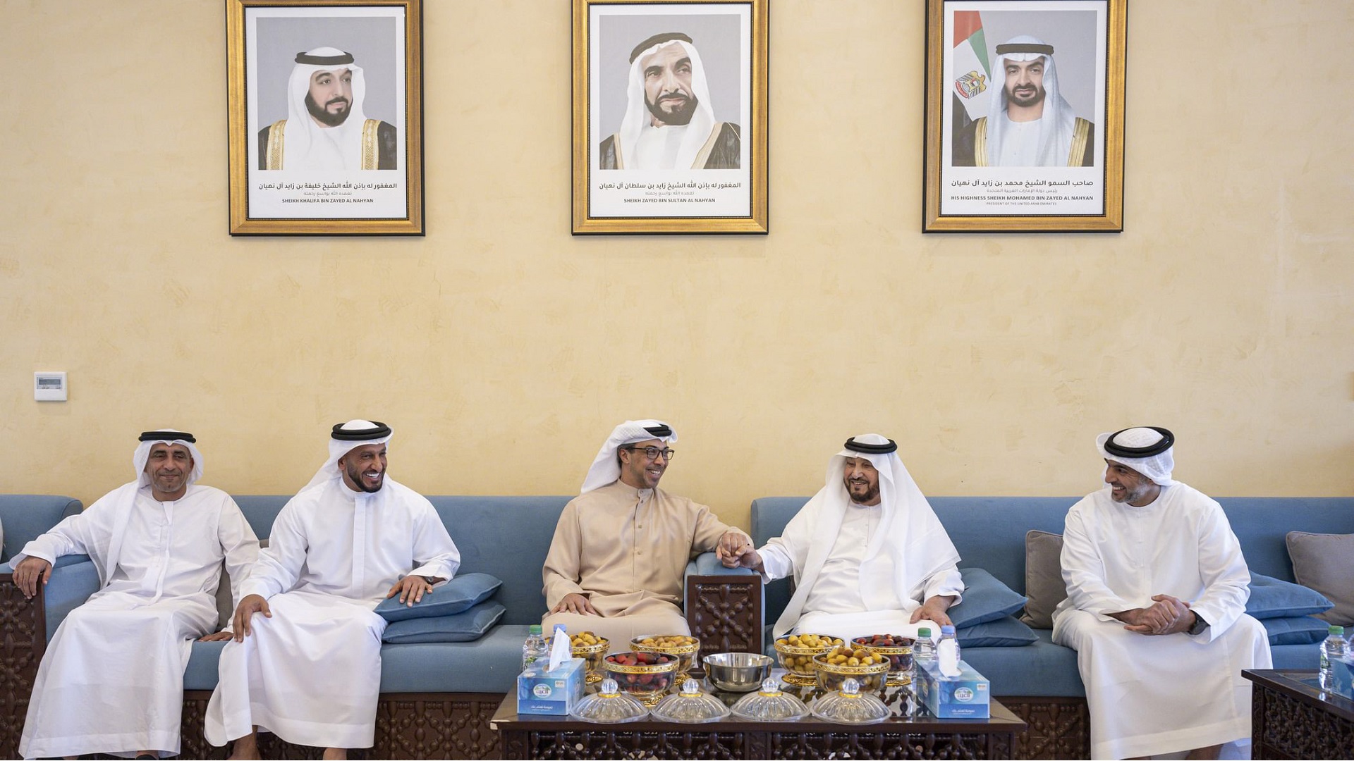 Image for the title: Mansour bin Zayed visits Mohammed bin Butti at his home 