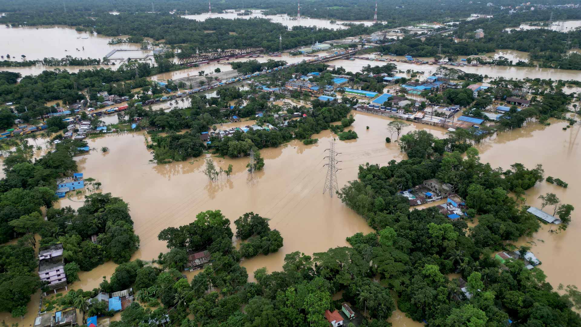 Image for the title: Flood deluge worsens in Bangladesh with millions affected 